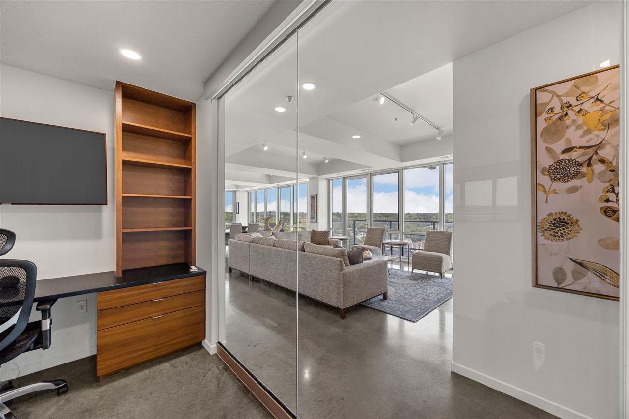 404 E College St Unit: No. 1101 + 1102