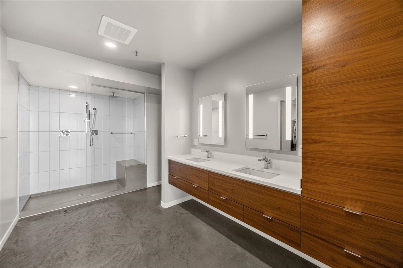 404 E College St Unit: No. 1101 + 1102