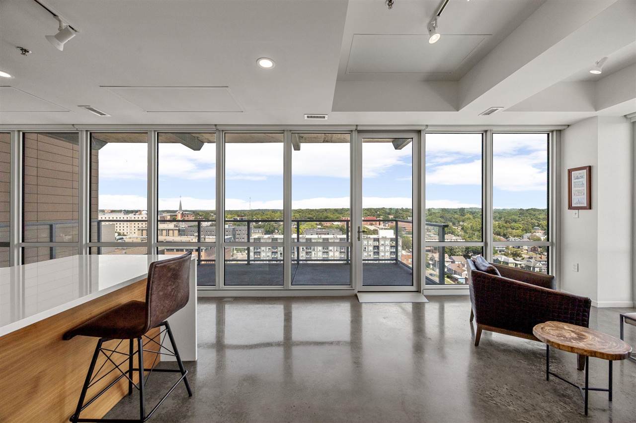 404 E College St Unit: No. 1101 + 1102