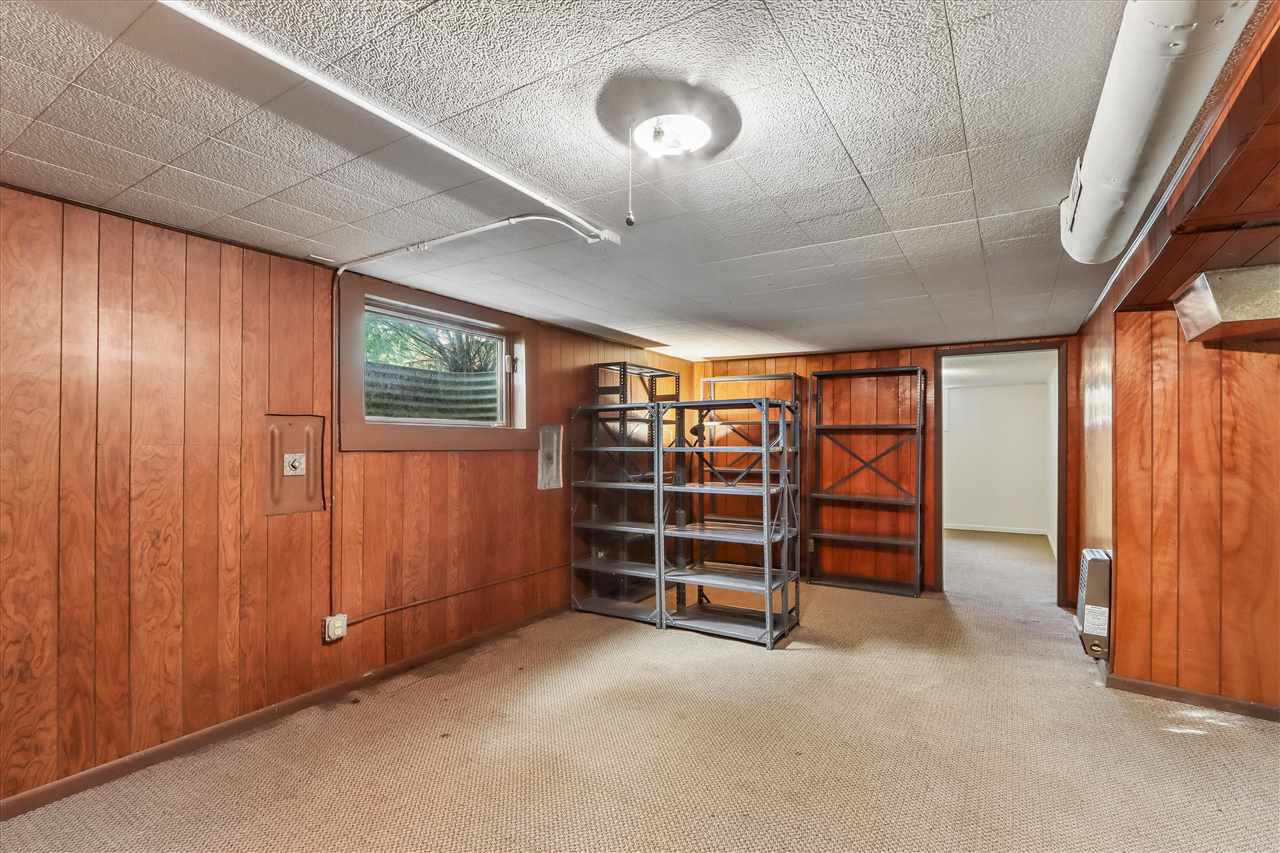 705 9th Ave