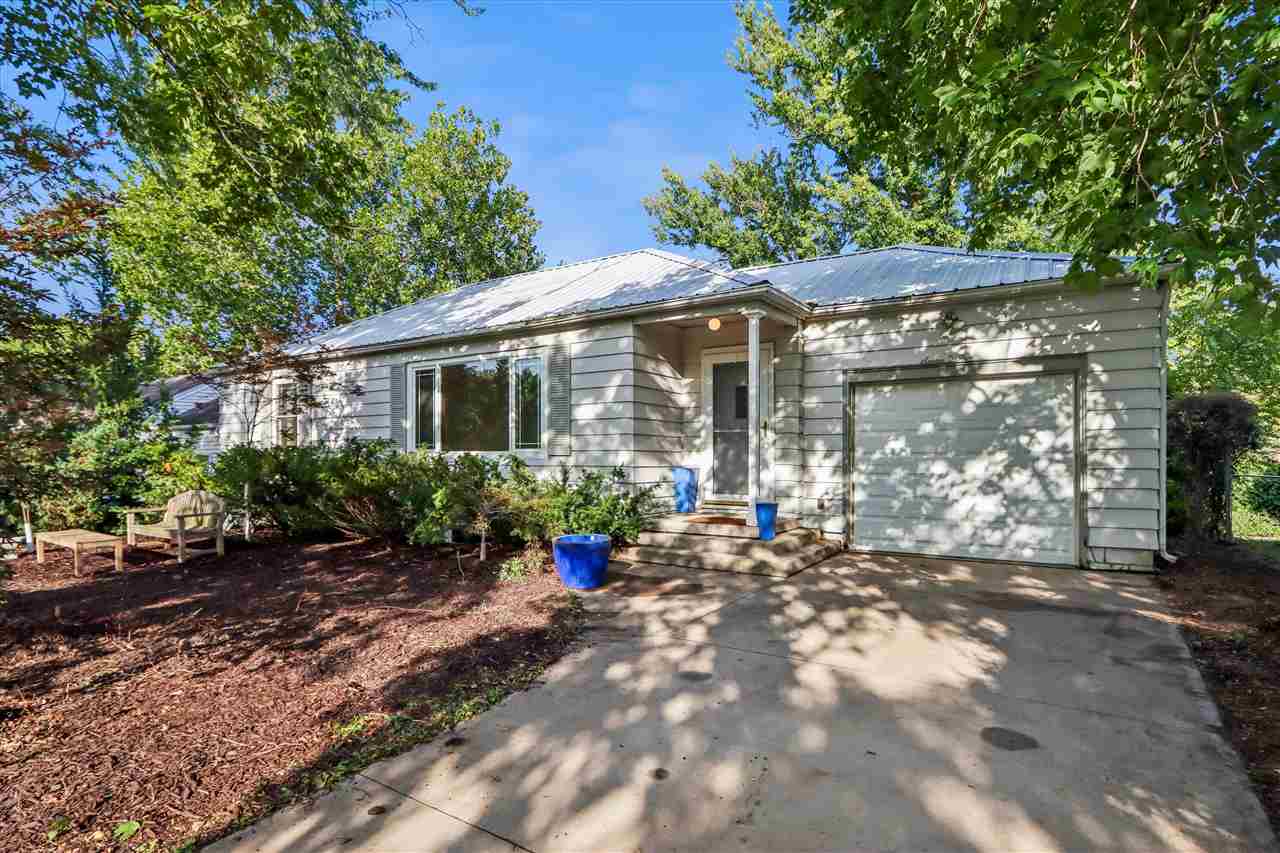 705 9th Ave