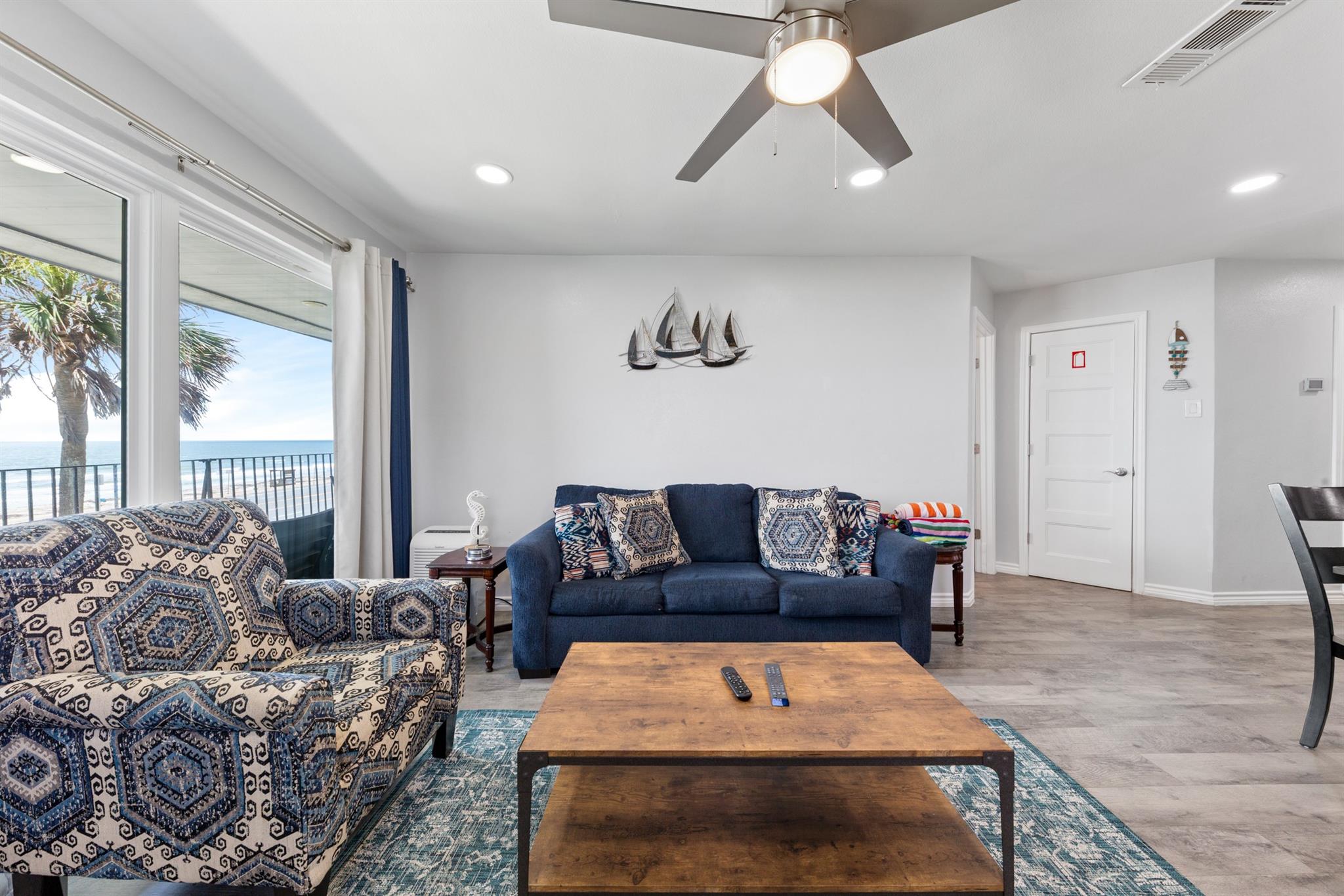 7600 Seawall Blvd # 214
