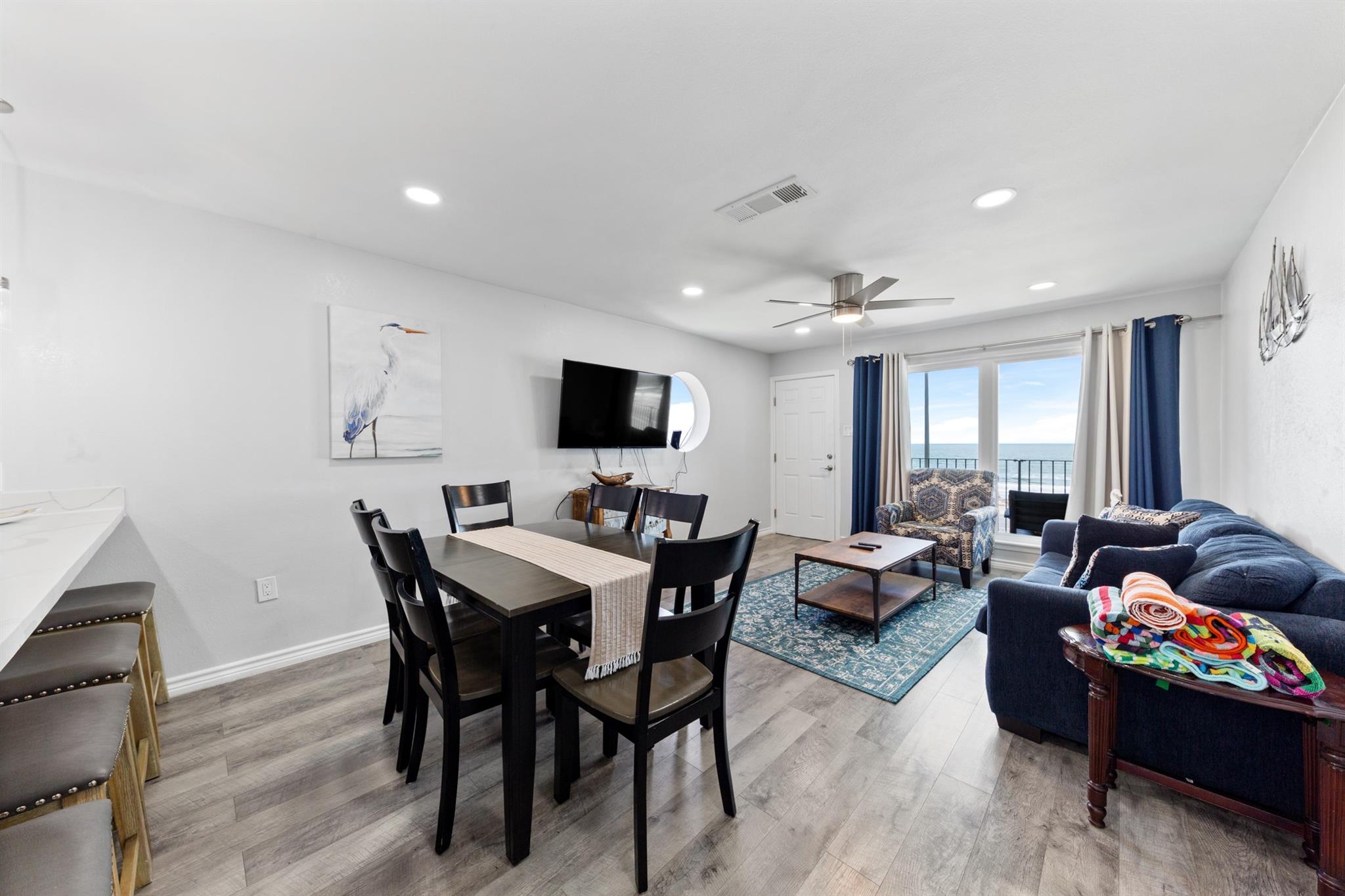7600 Seawall Blvd # 214