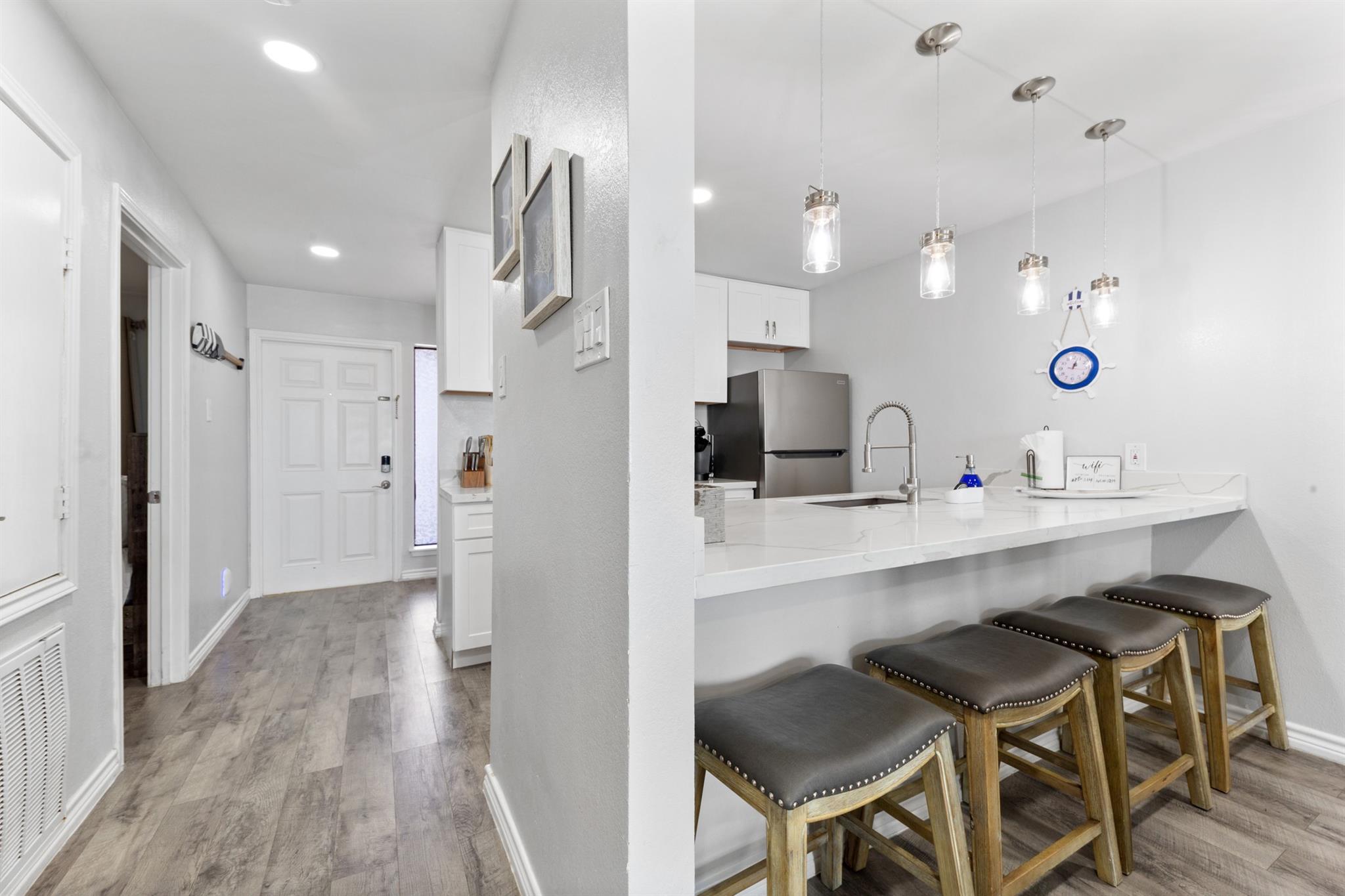 7600 Seawall Blvd # 214