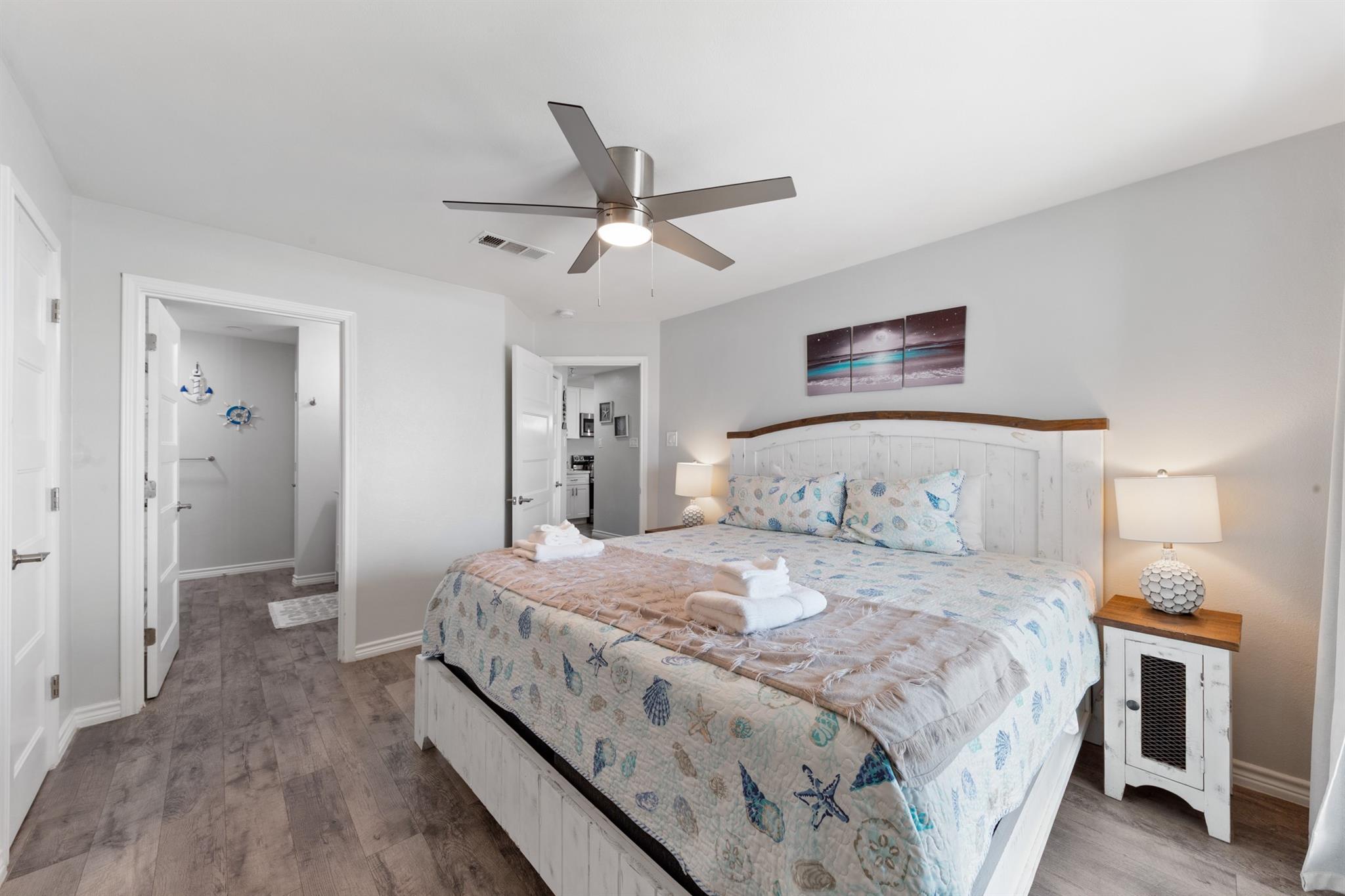 7600 Seawall Blvd # 214
