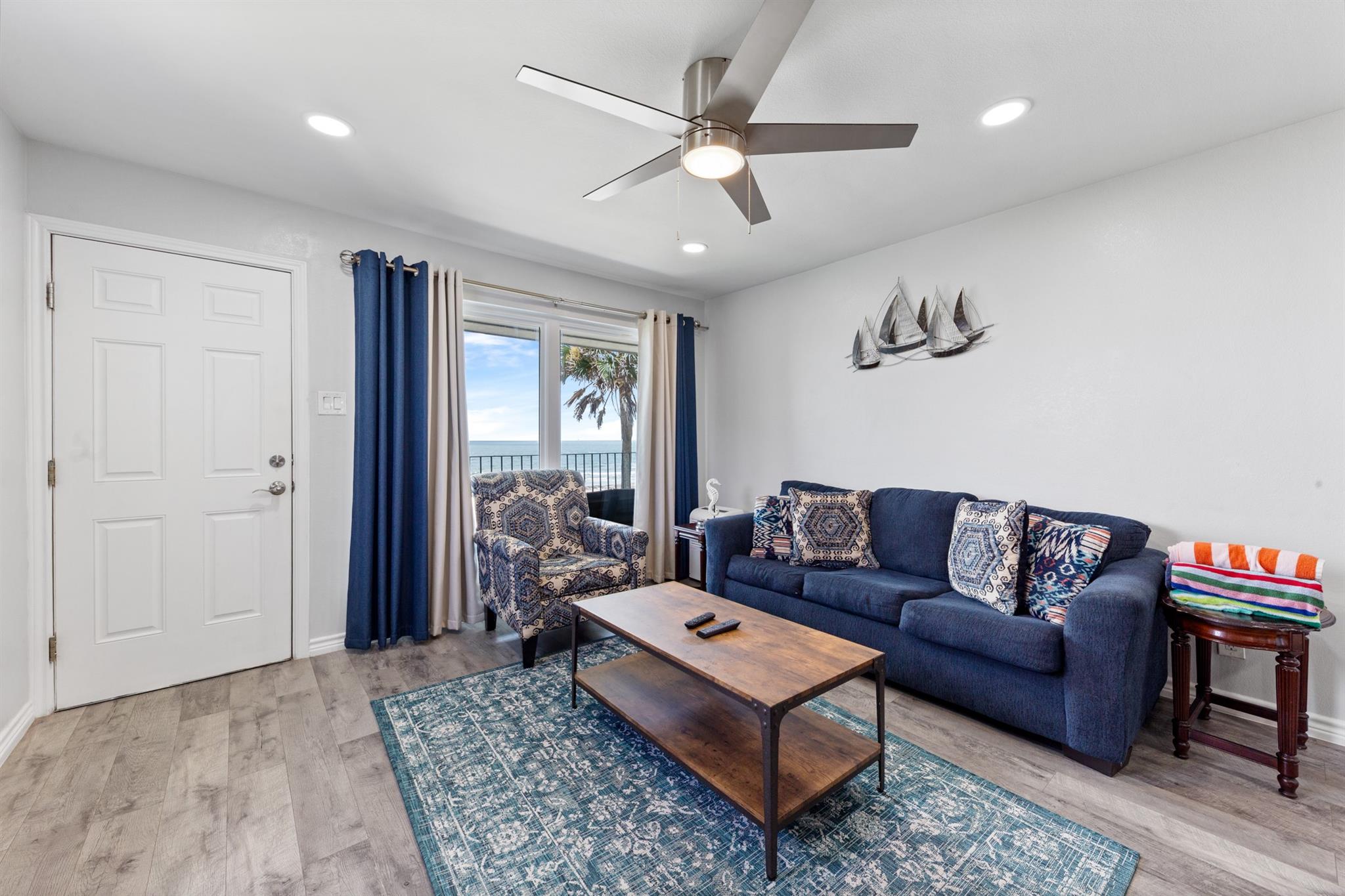 7600 Seawall Blvd # 214