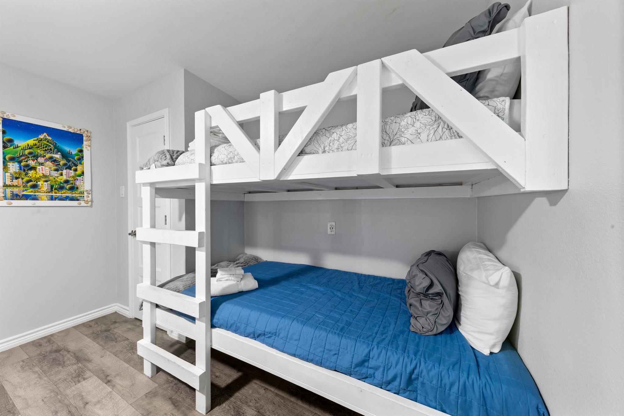 7600 Seawall Blvd # 214