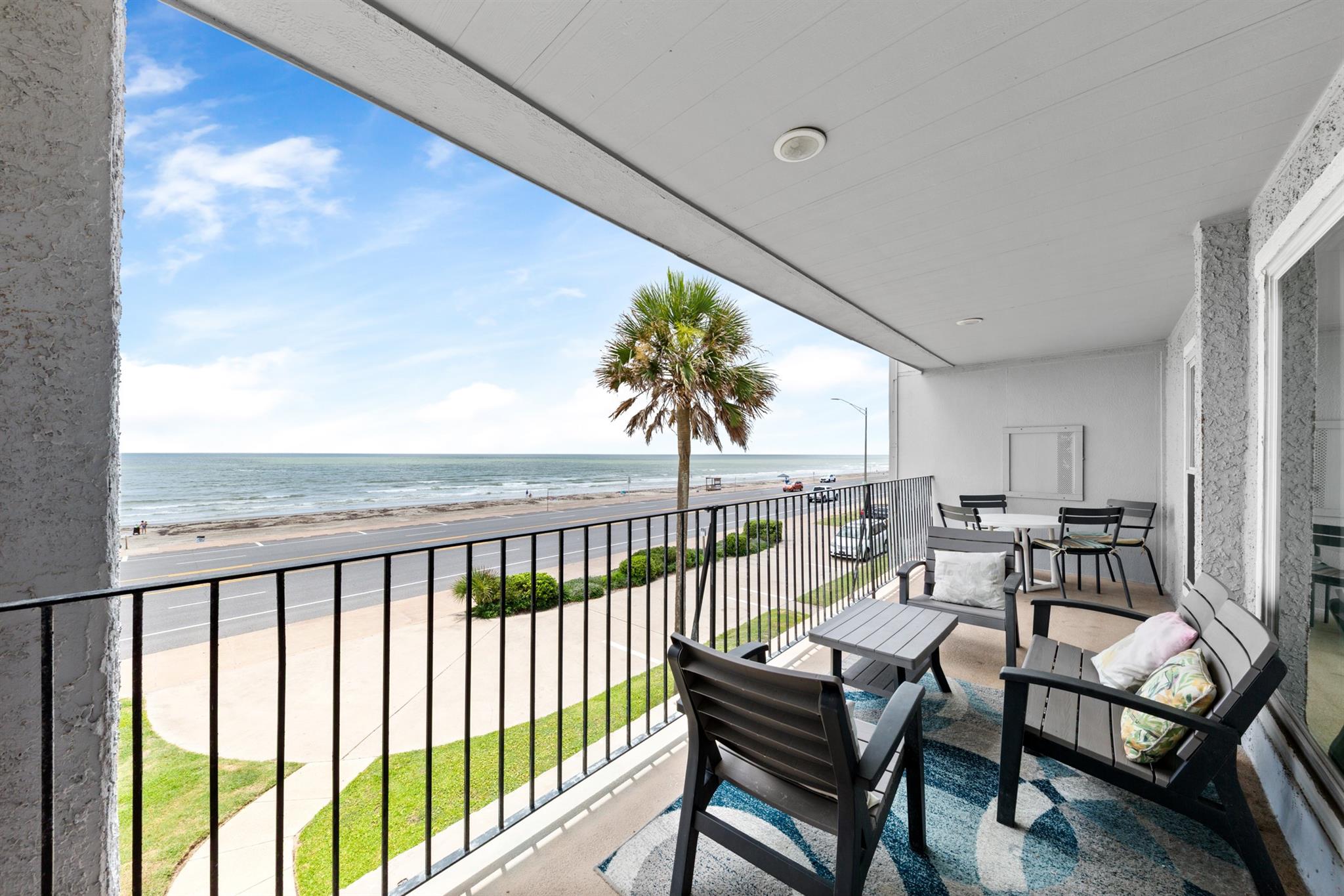 7600 Seawall Blvd # 214