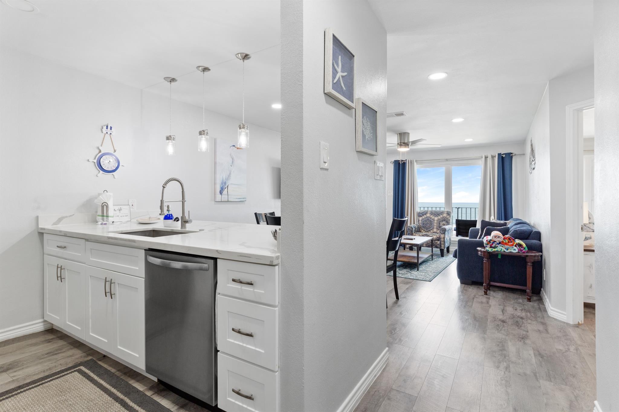 7600 Seawall Blvd # 214