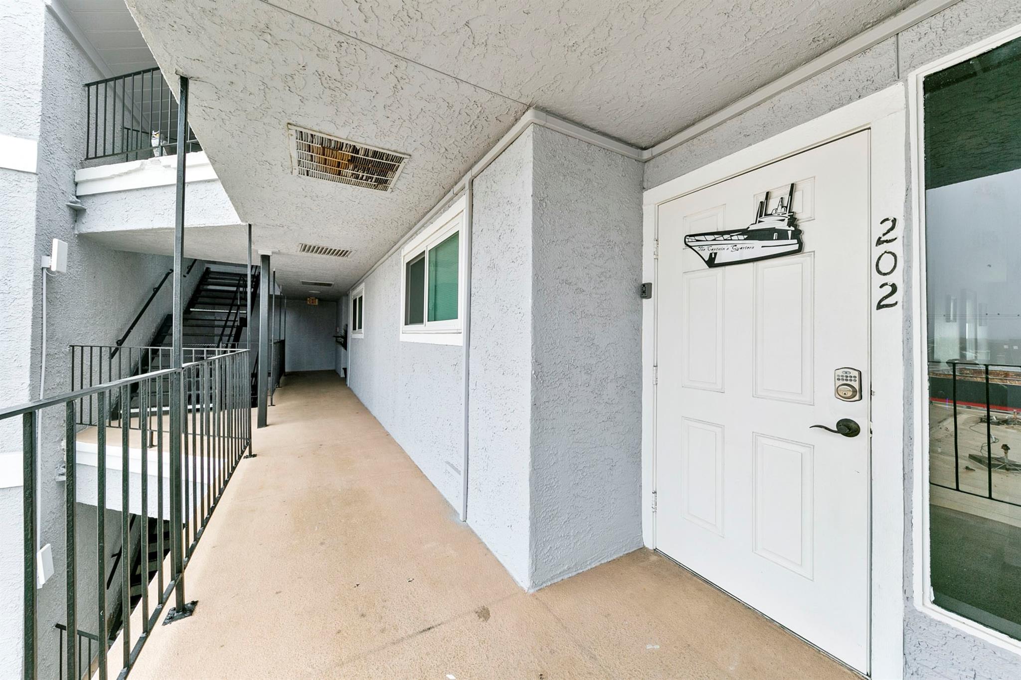 7600 Seawall Blvd # 202