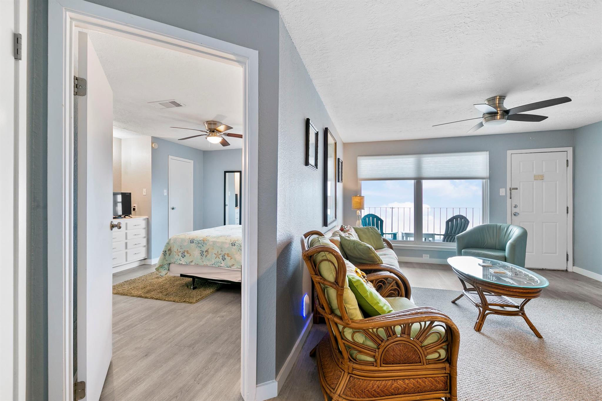 7600 Seawall Blvd # 202