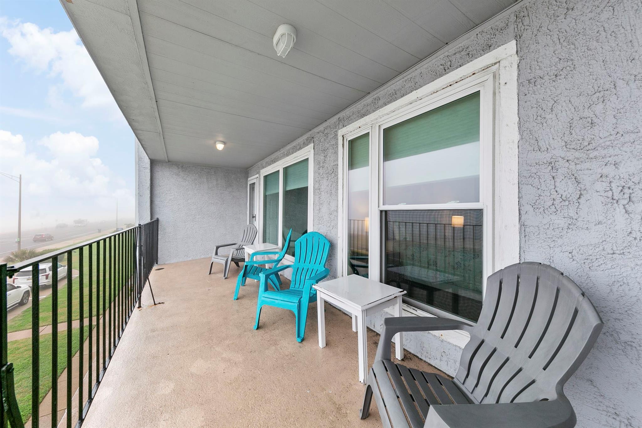 7600 Seawall Blvd # 202