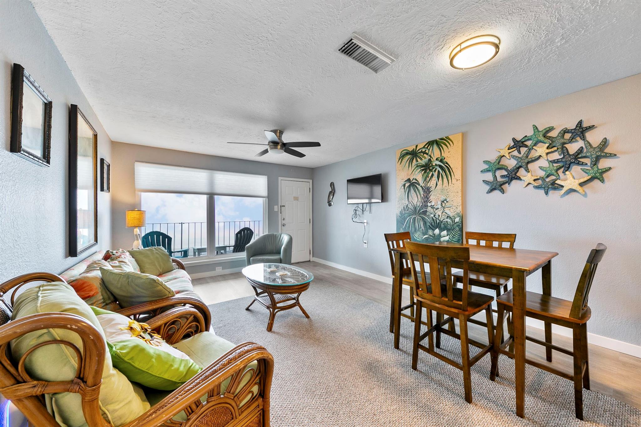 7600 Seawall Blvd # 202