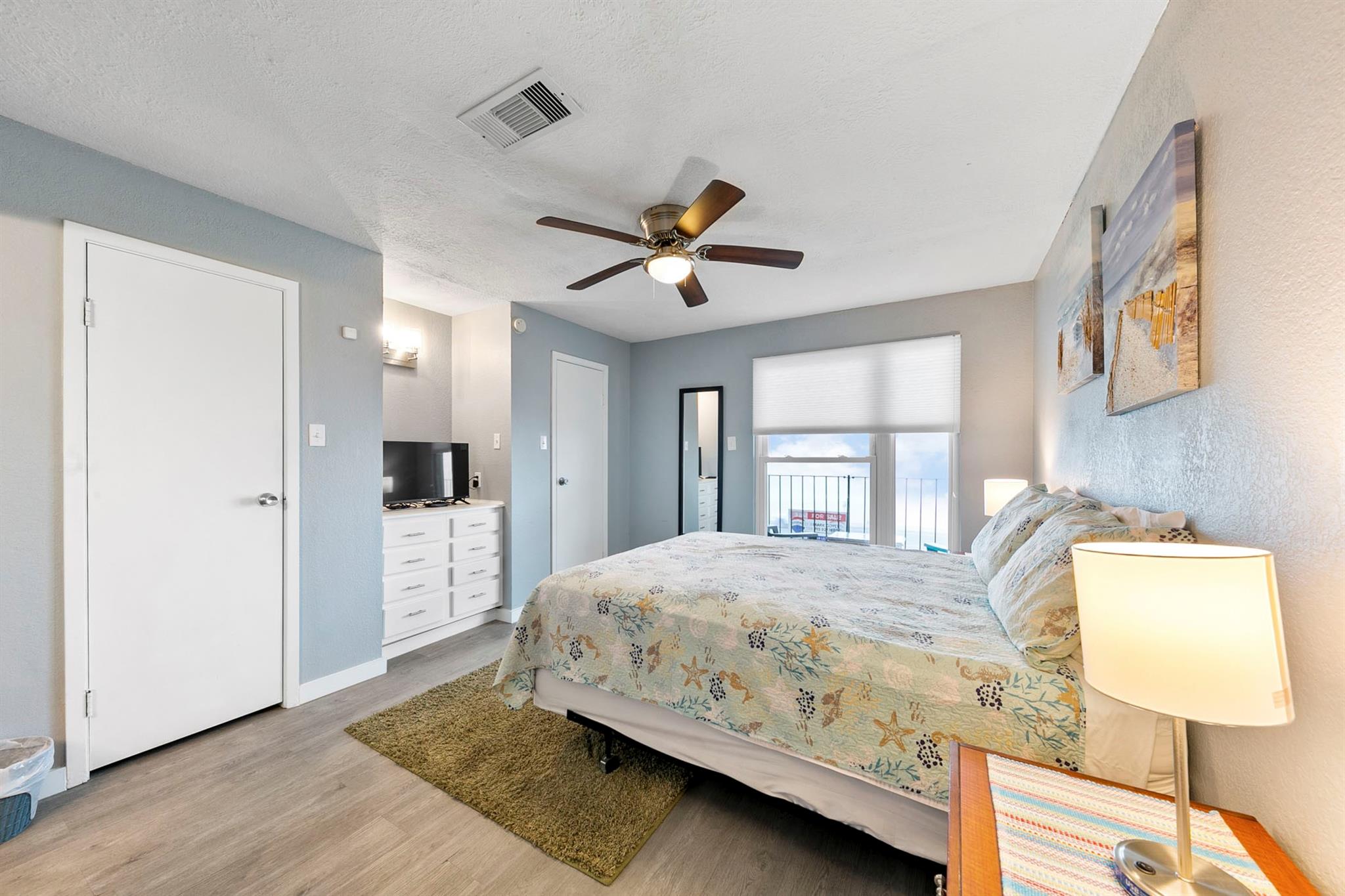 7600 Seawall Blvd # 202