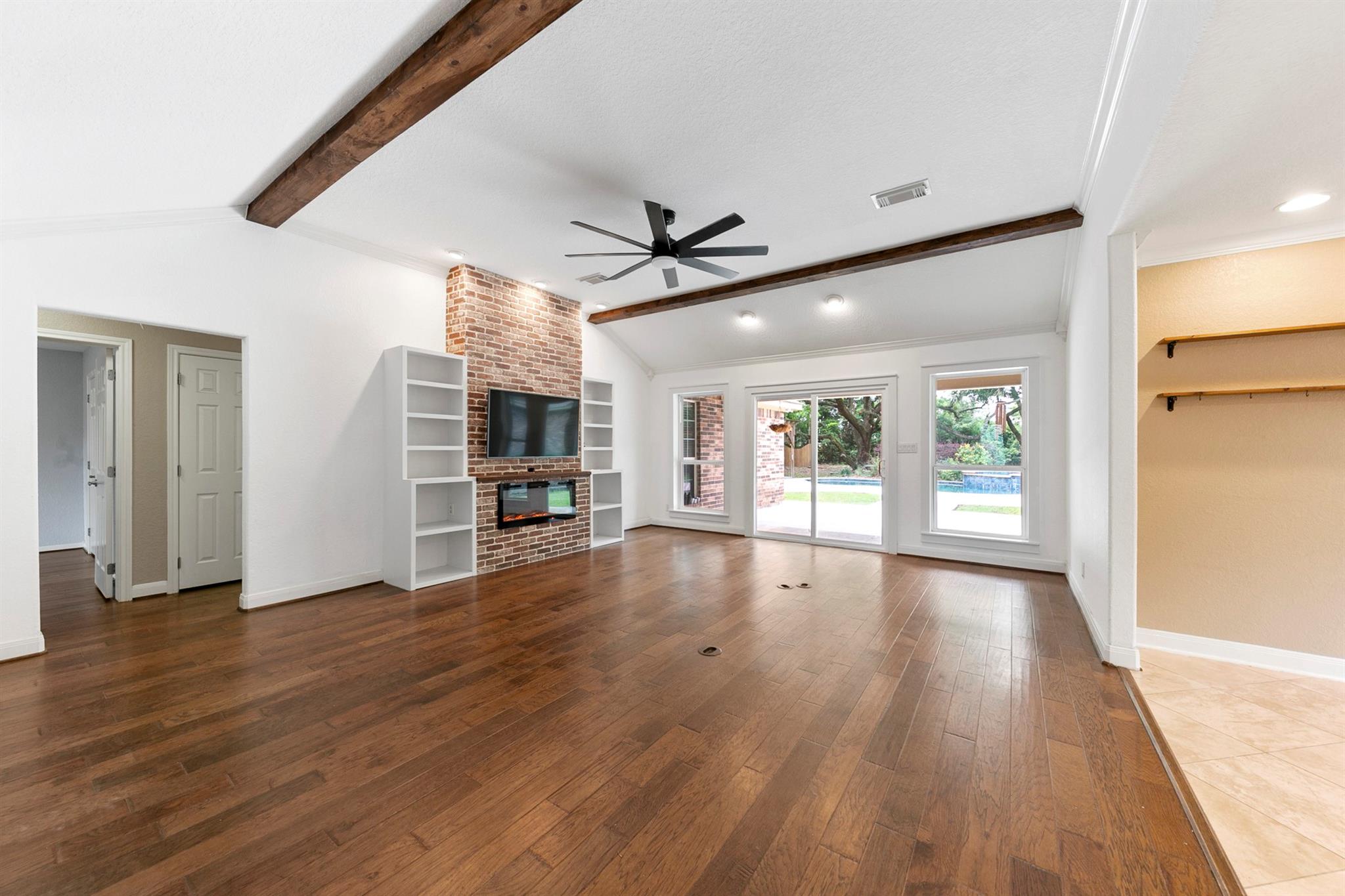 3430 W Meadow Lane
