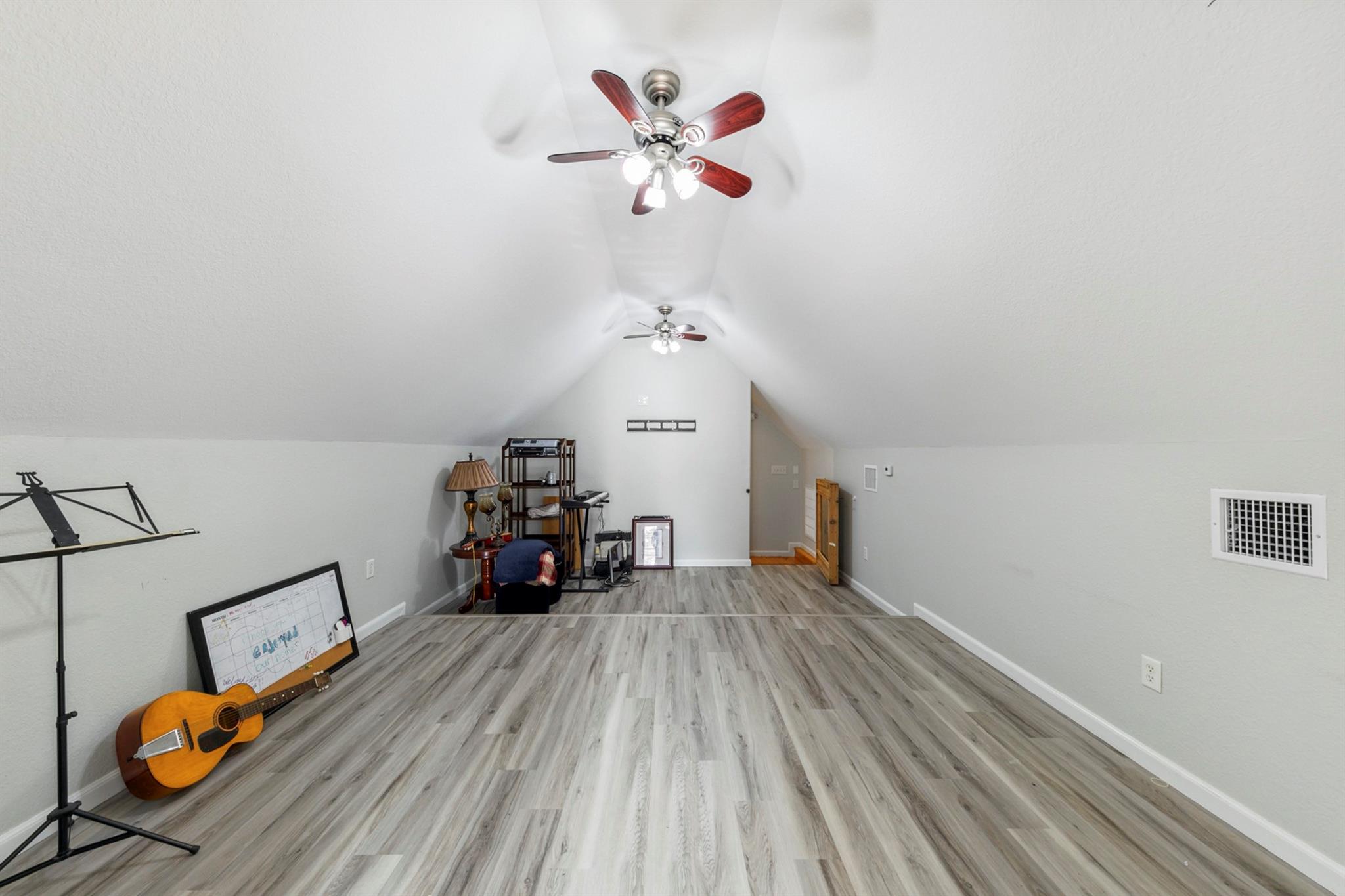 3430 W Meadow Lane