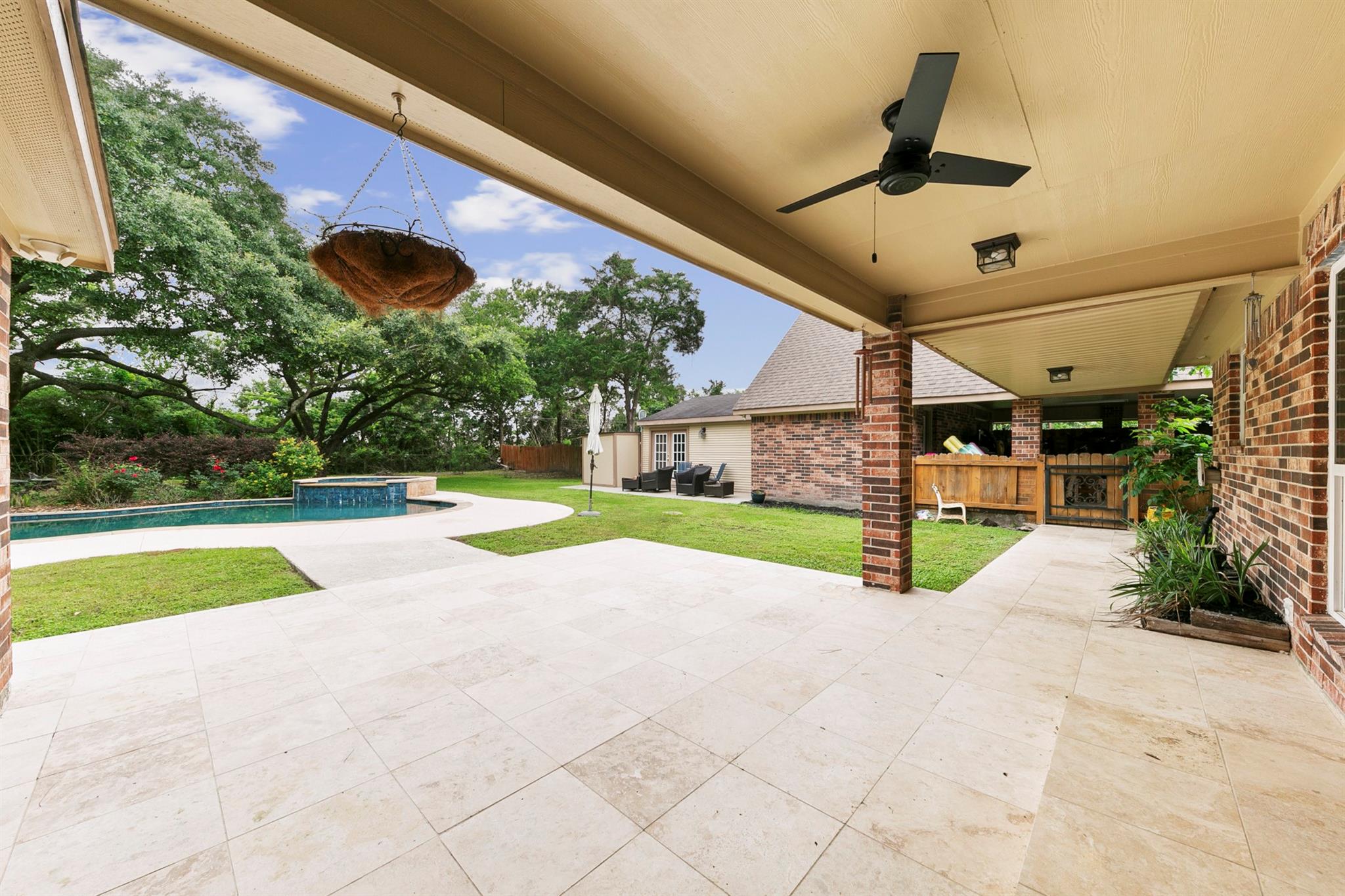 3430 W Meadow Lane