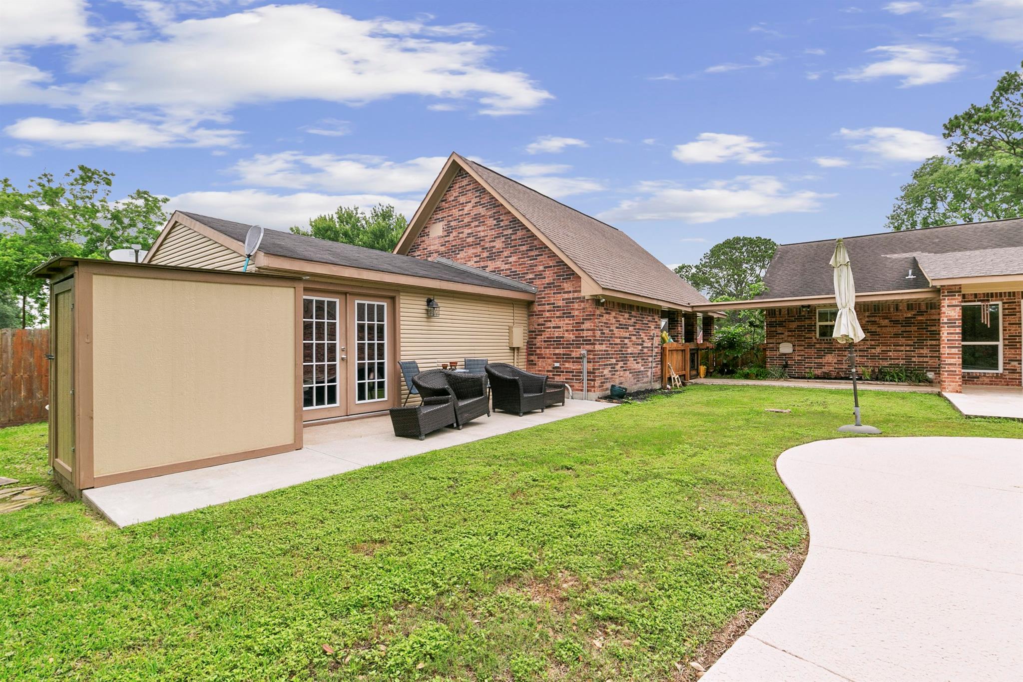 3430 W Meadow Lane