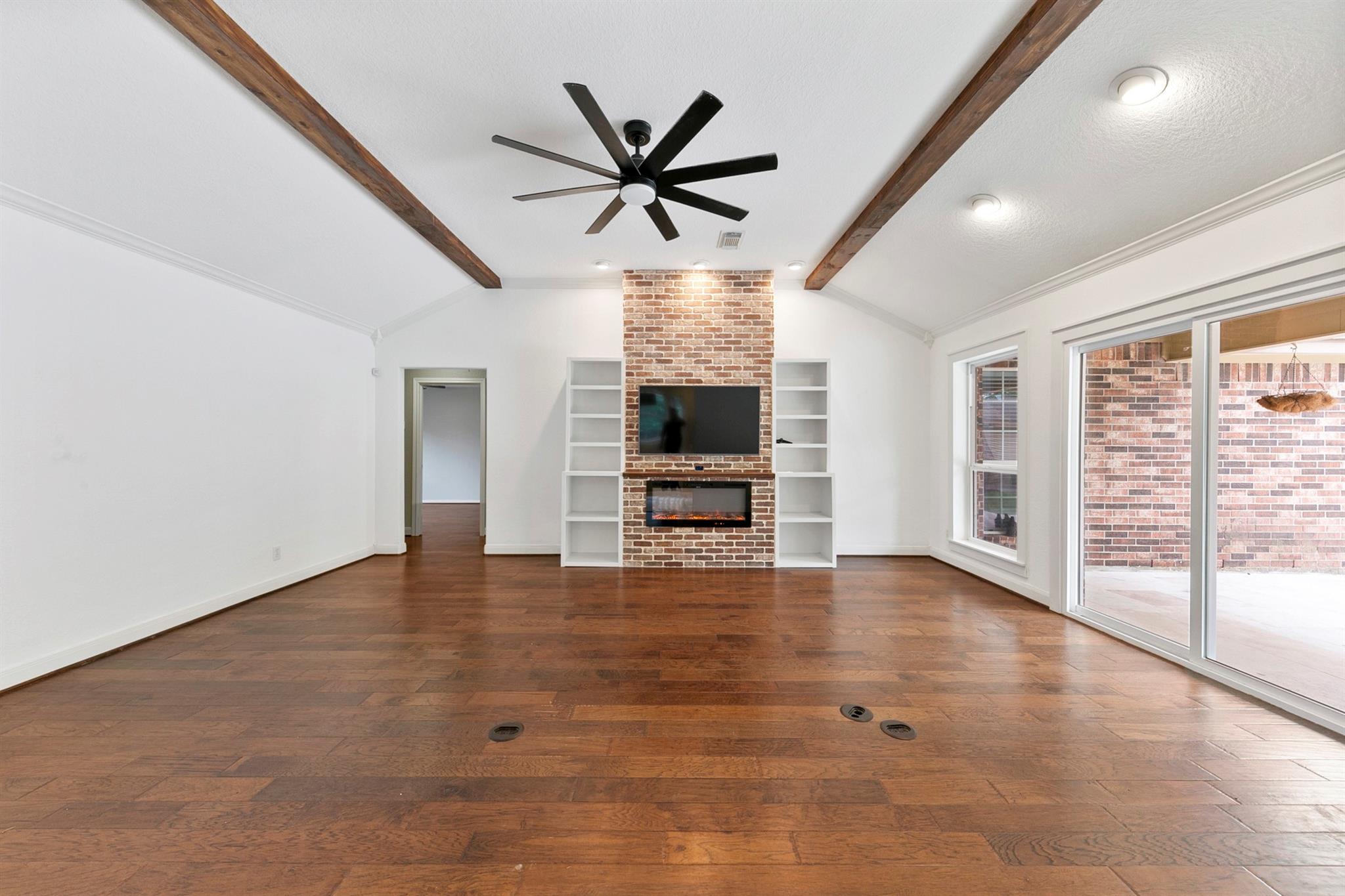 3430 W Meadow Lane