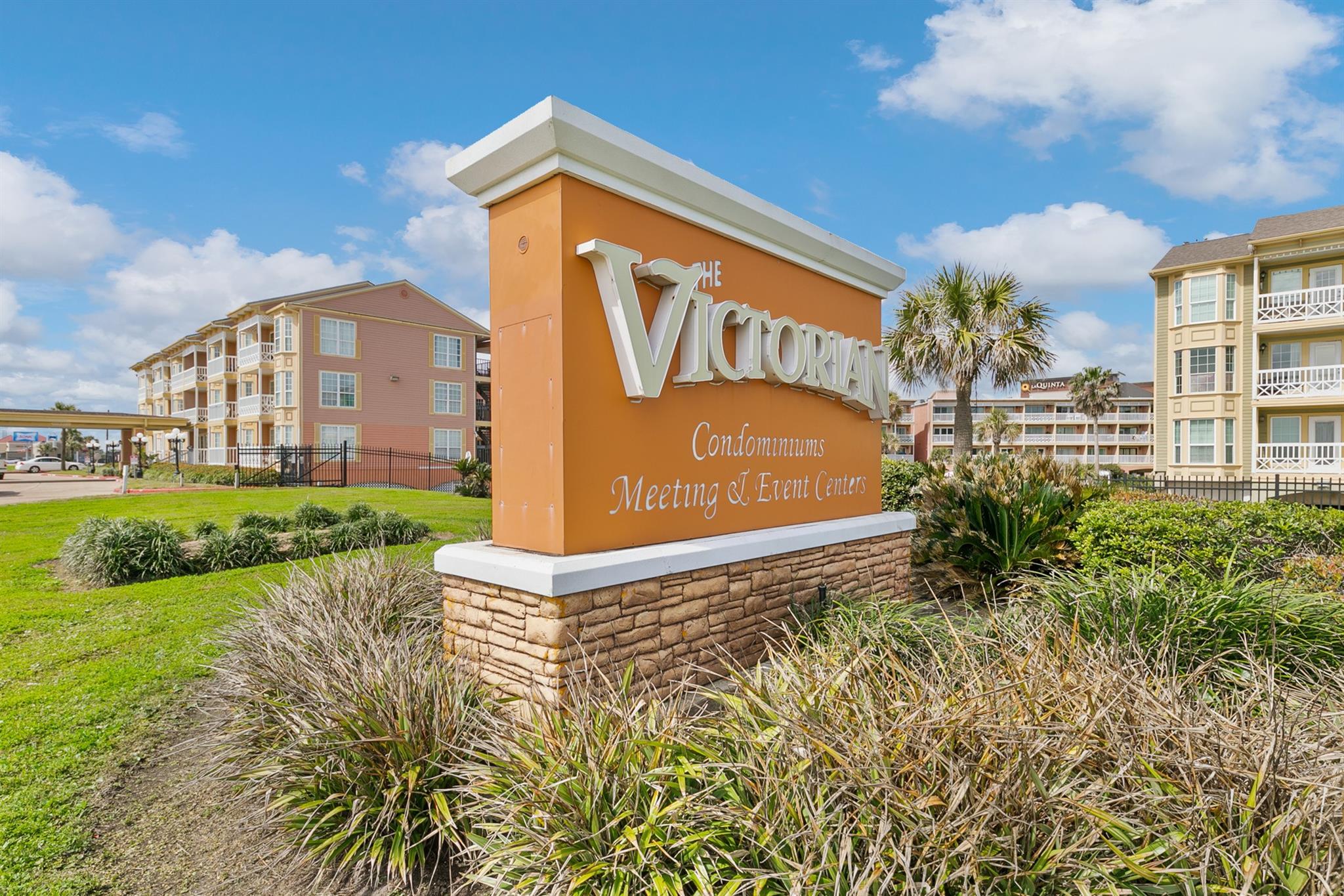 6300 Seawall Boulevard # 6307
