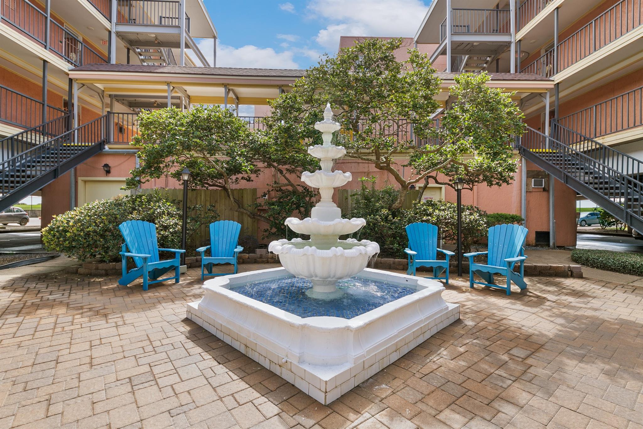 6300 Seawall Boulevard # 6307