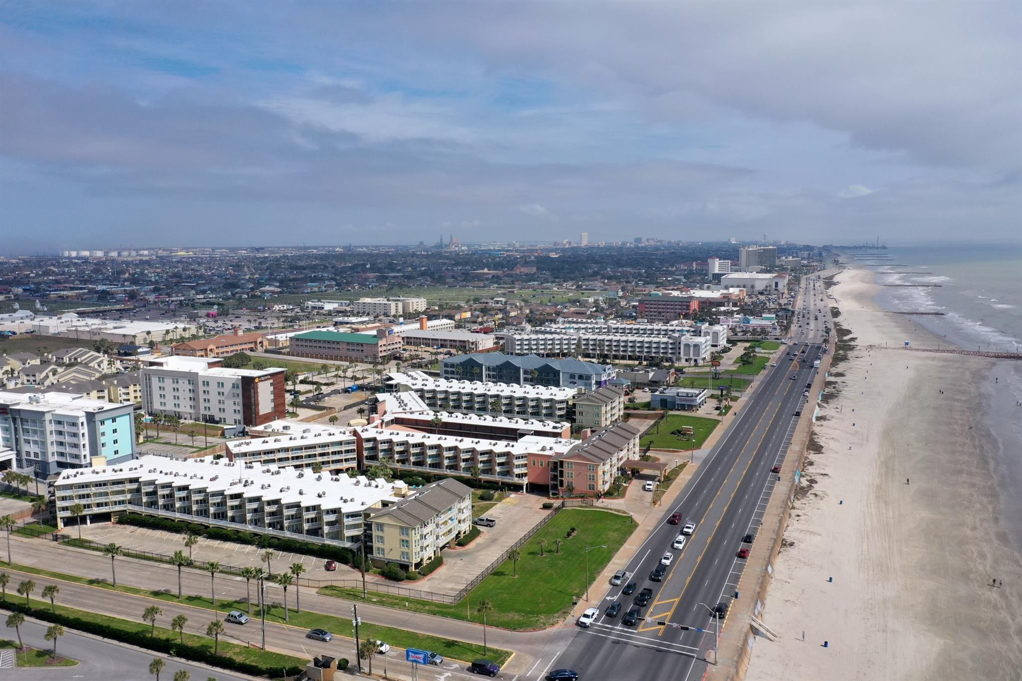 6300 Seawall Boulevard # 6307