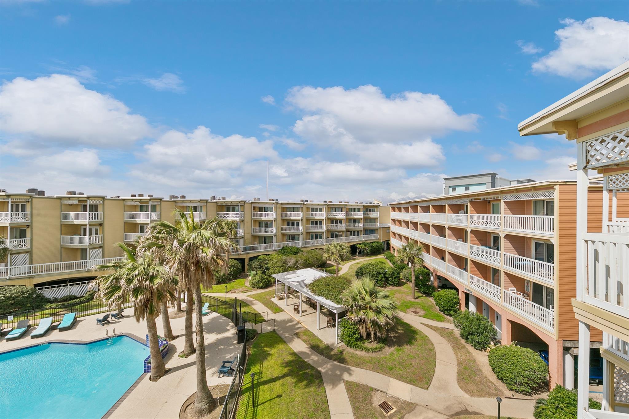 6300 Seawall Boulevard # 6307