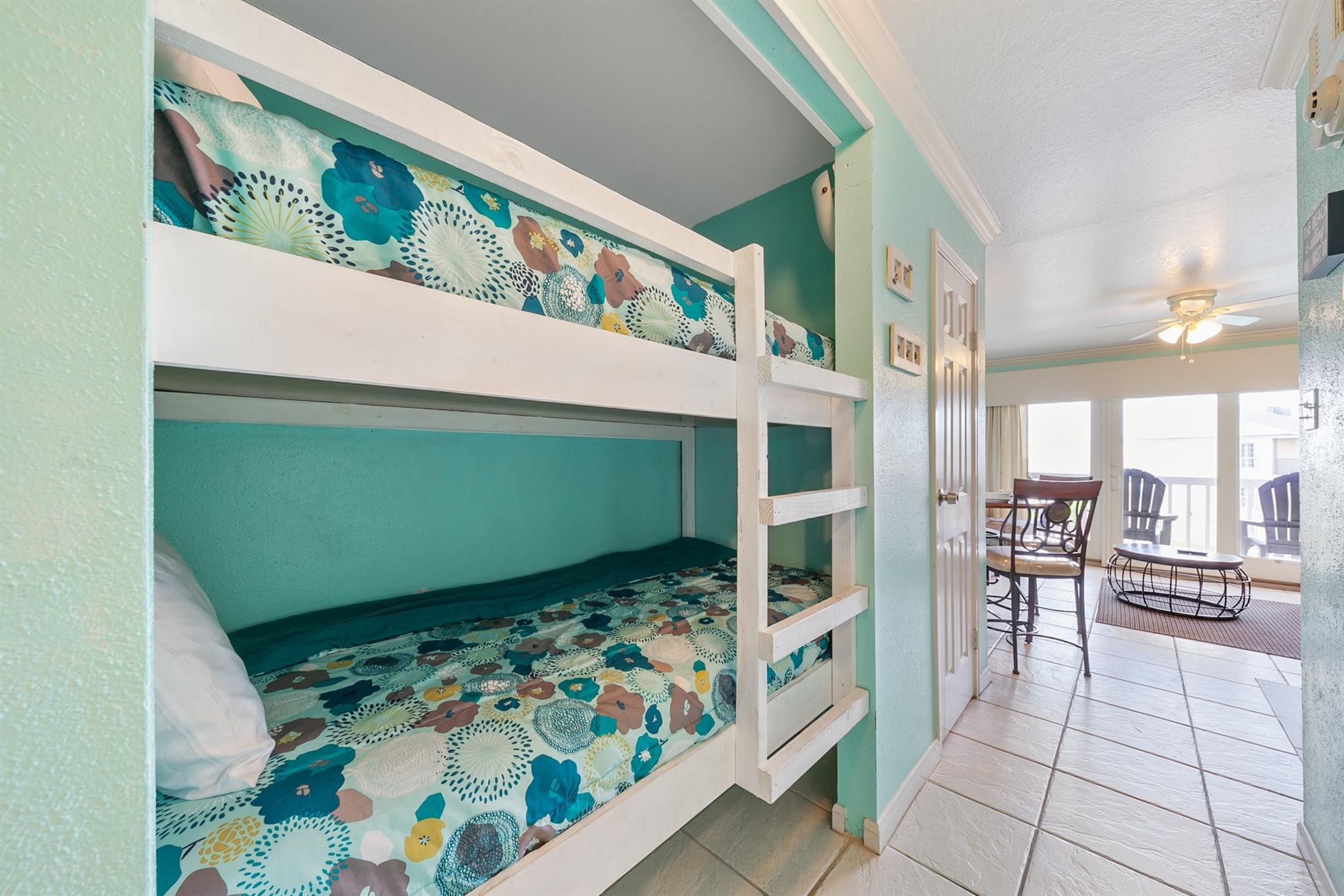 6300 Seawall Boulevard # 6307