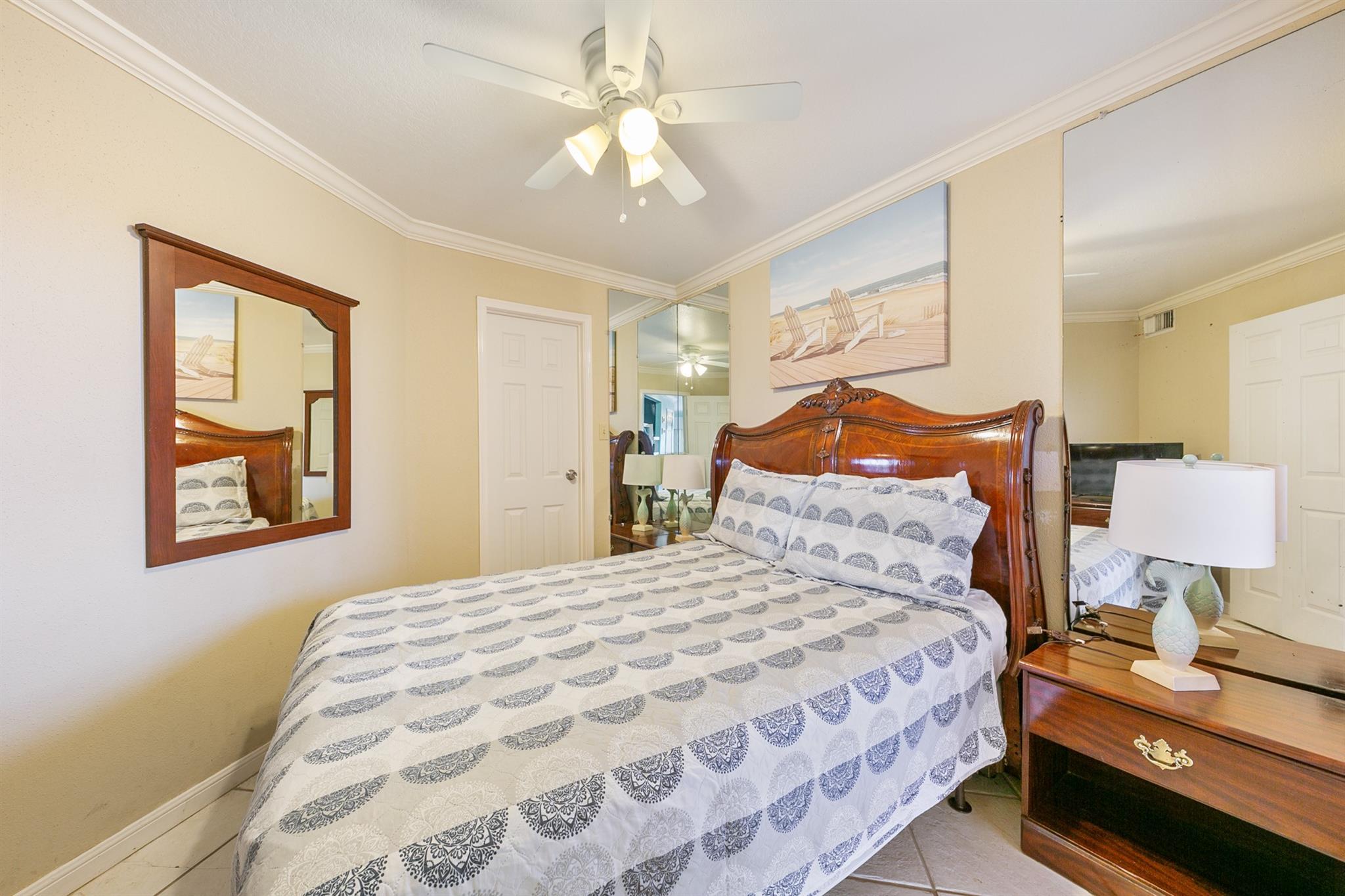 6300 Seawall Boulevard # 6307