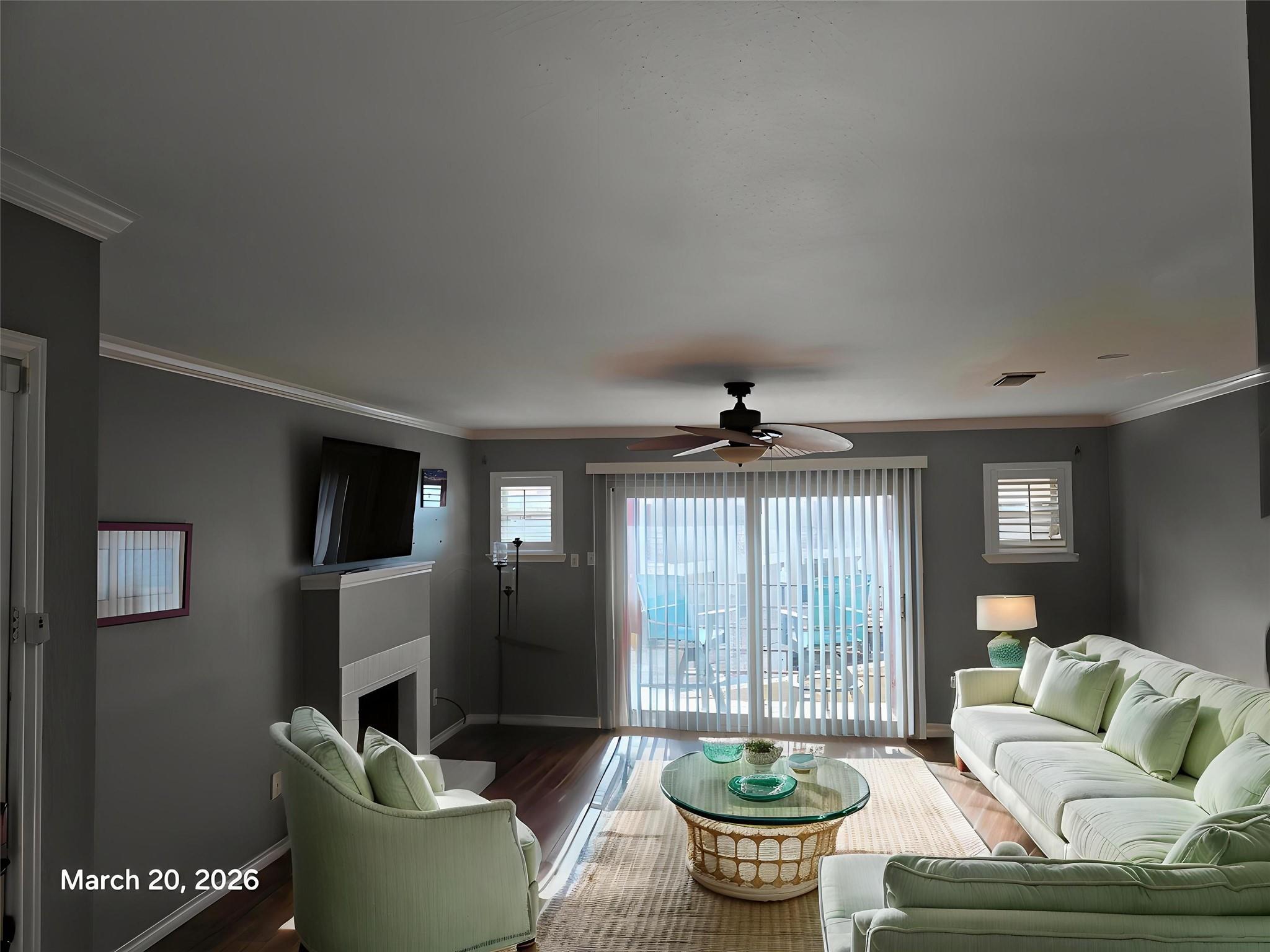 7312 Seawall Boulevard # 208