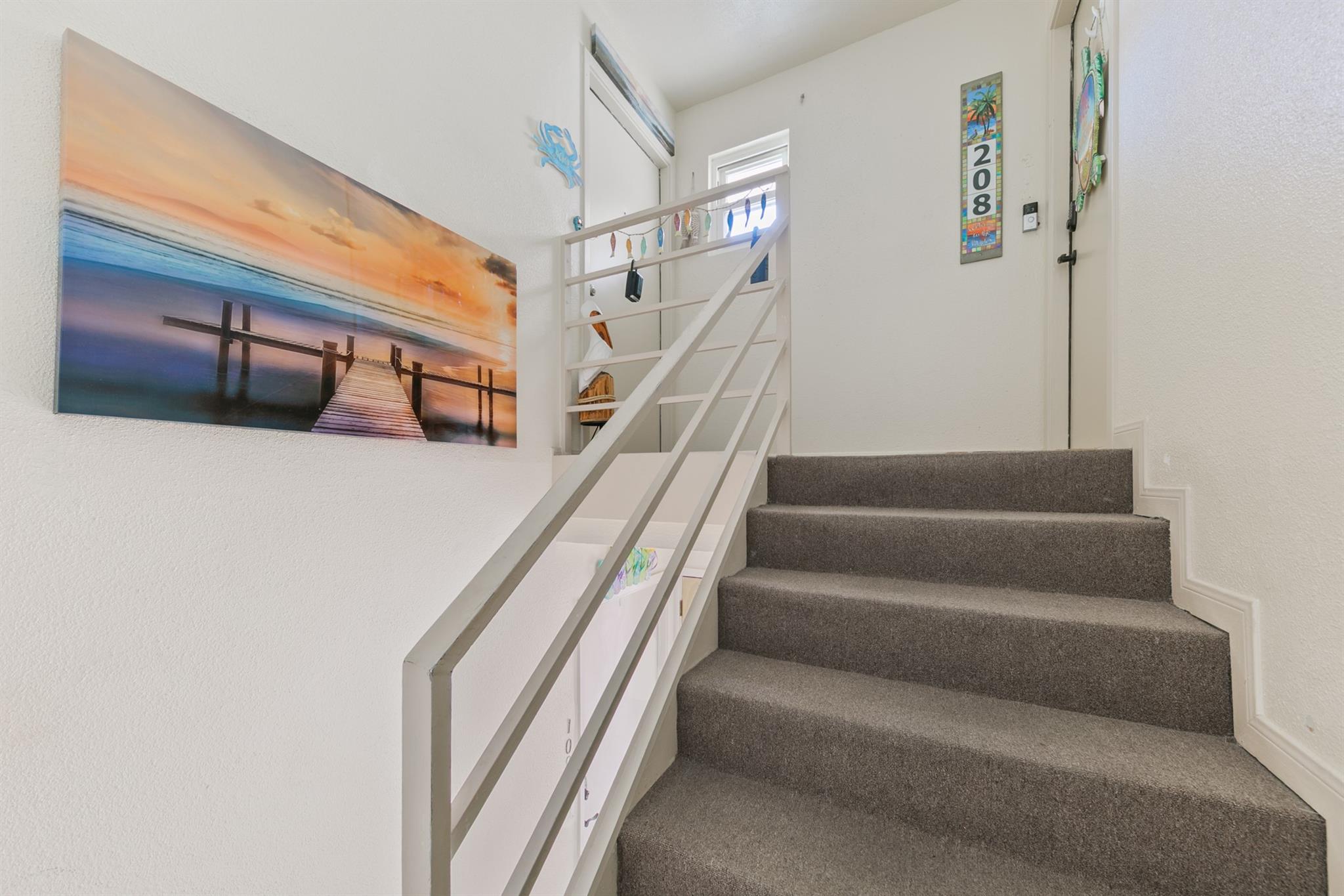 7312 Seawall Boulevard # 208