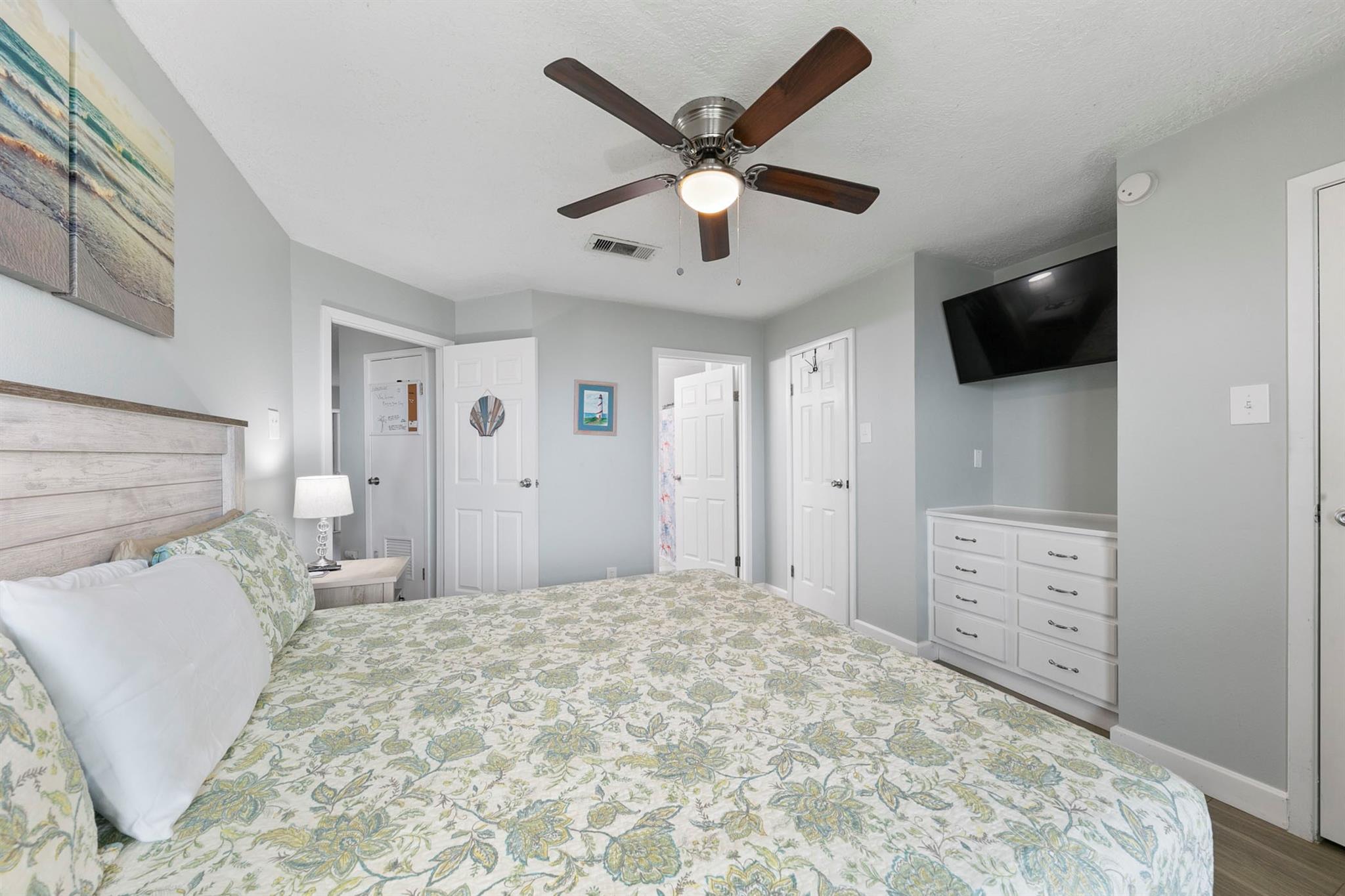 7600 Seawall Boulevard # 115