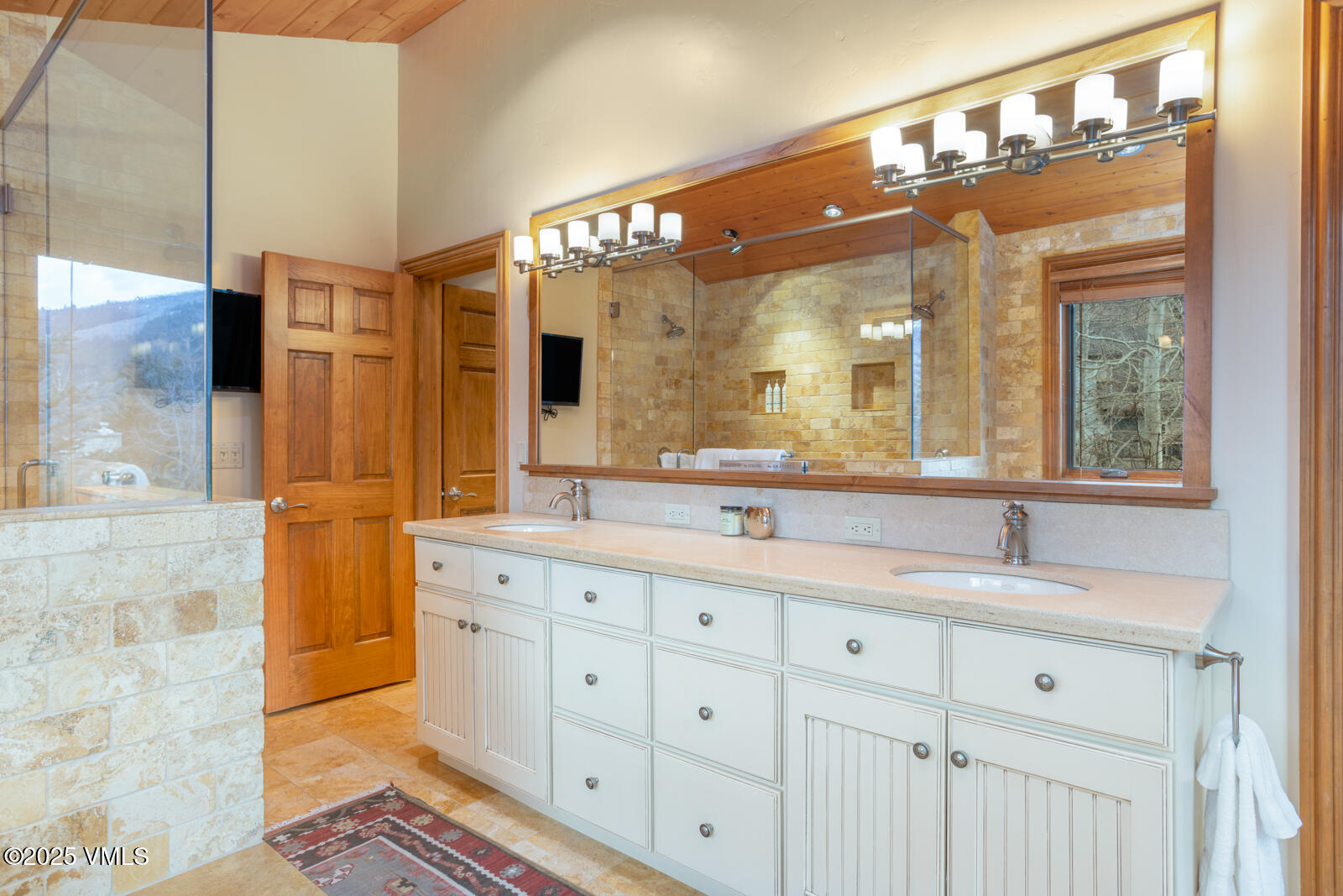 120 Larkspur Lane, 1, Eagle-Vail Unit: 1