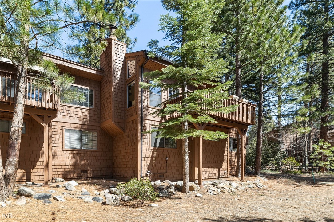 875 Southwood Boulevard 22