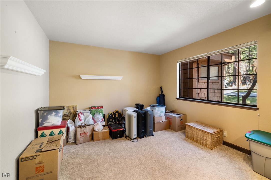 875 Southwood Boulevard 22