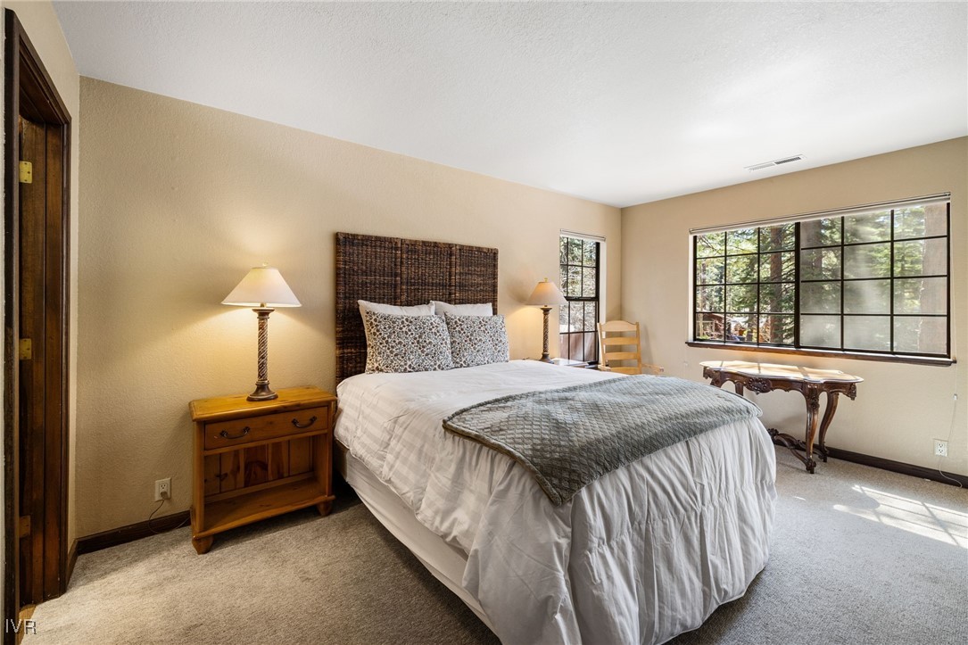 875 Southwood Boulevard 22