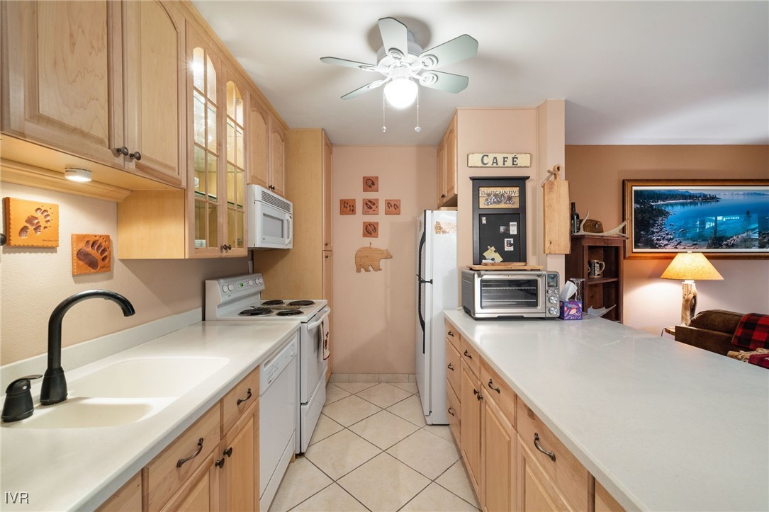 845 Southwood Boulevard 7