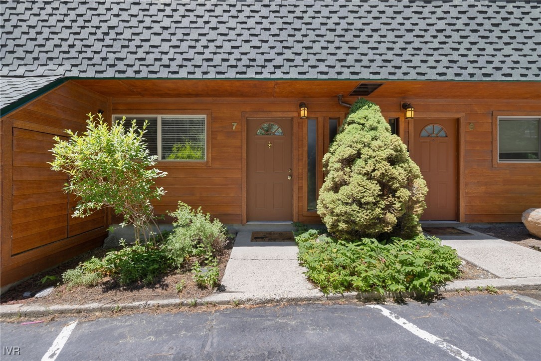 845 Southwood Boulevard 7