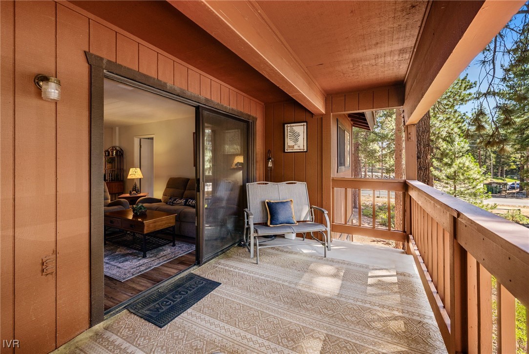 929 Southwood Boulevard 11