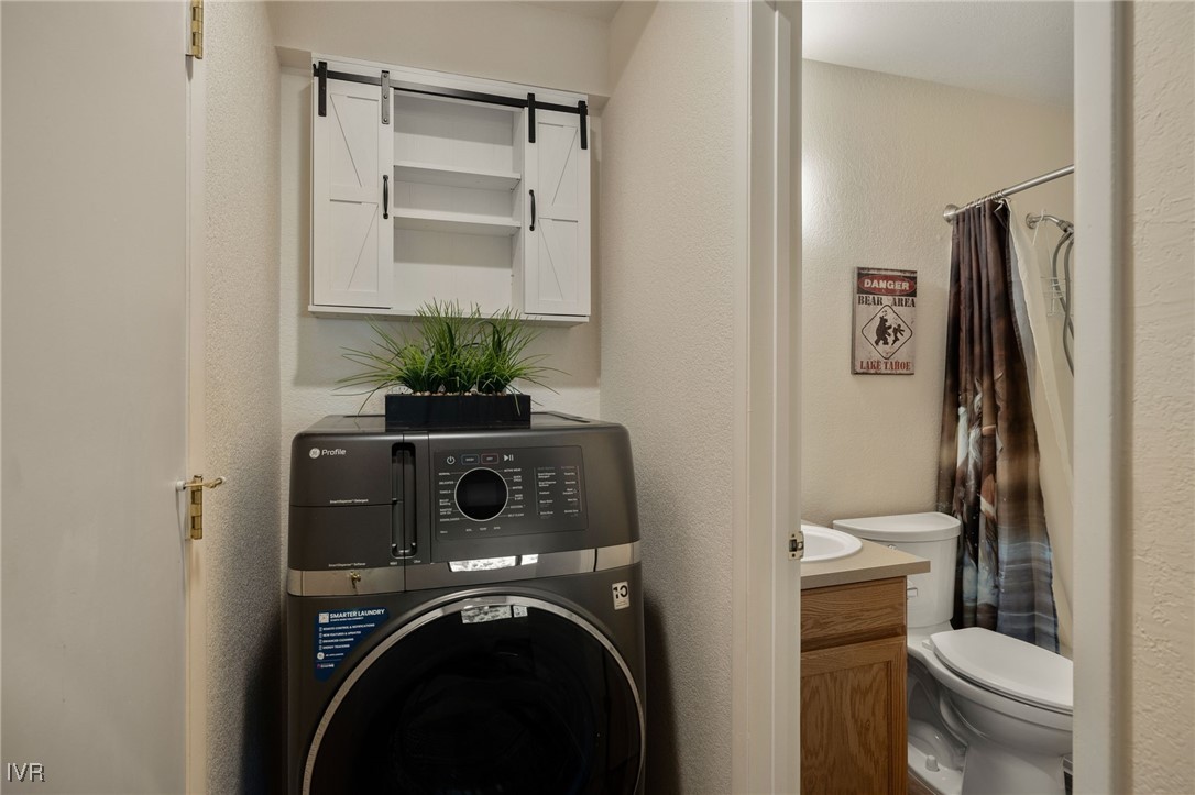 929 Southwood Boulevard 11