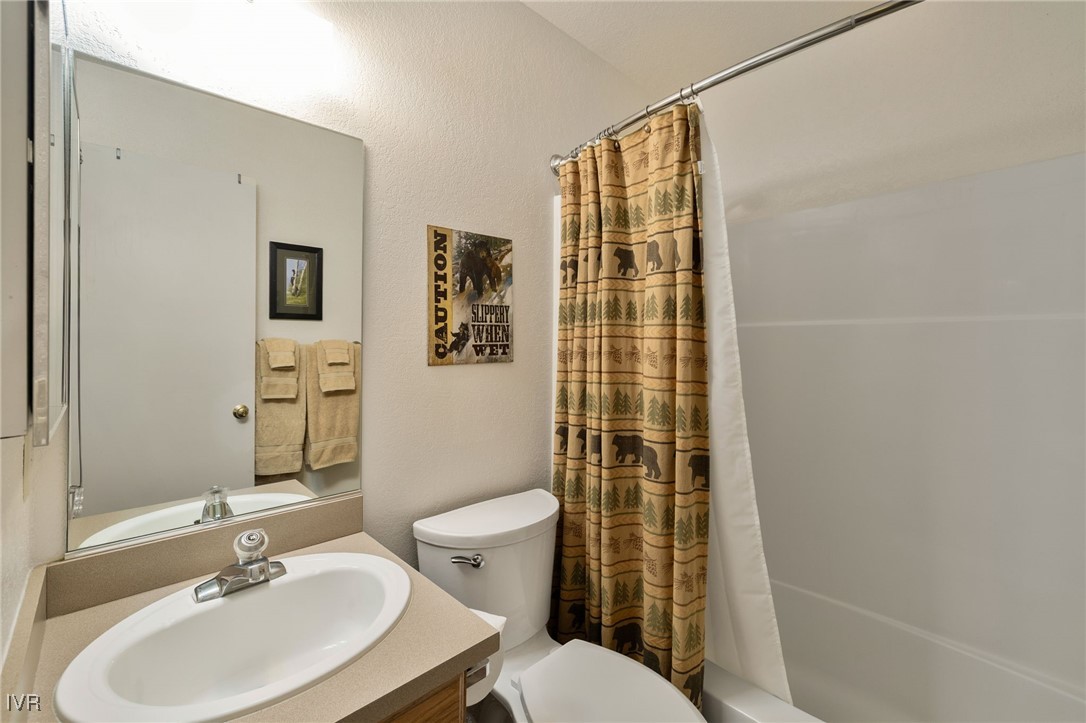 929 Southwood Boulevard 11