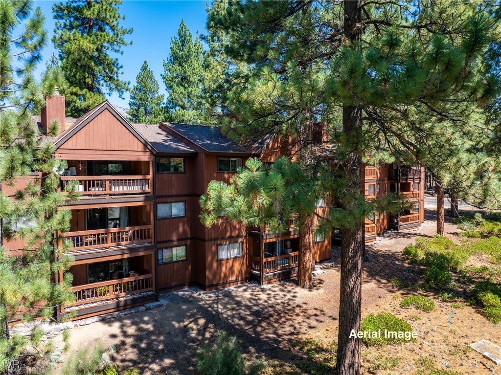 929 Southwood Boulevard 11