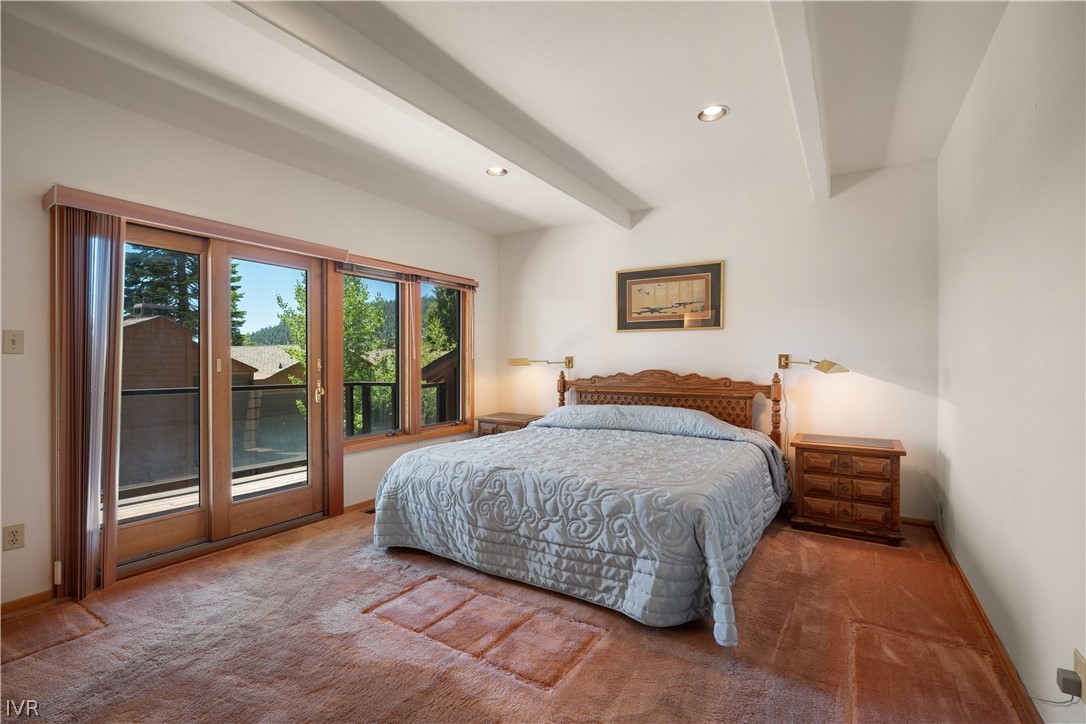 501 Lakeshore Boulevard 33