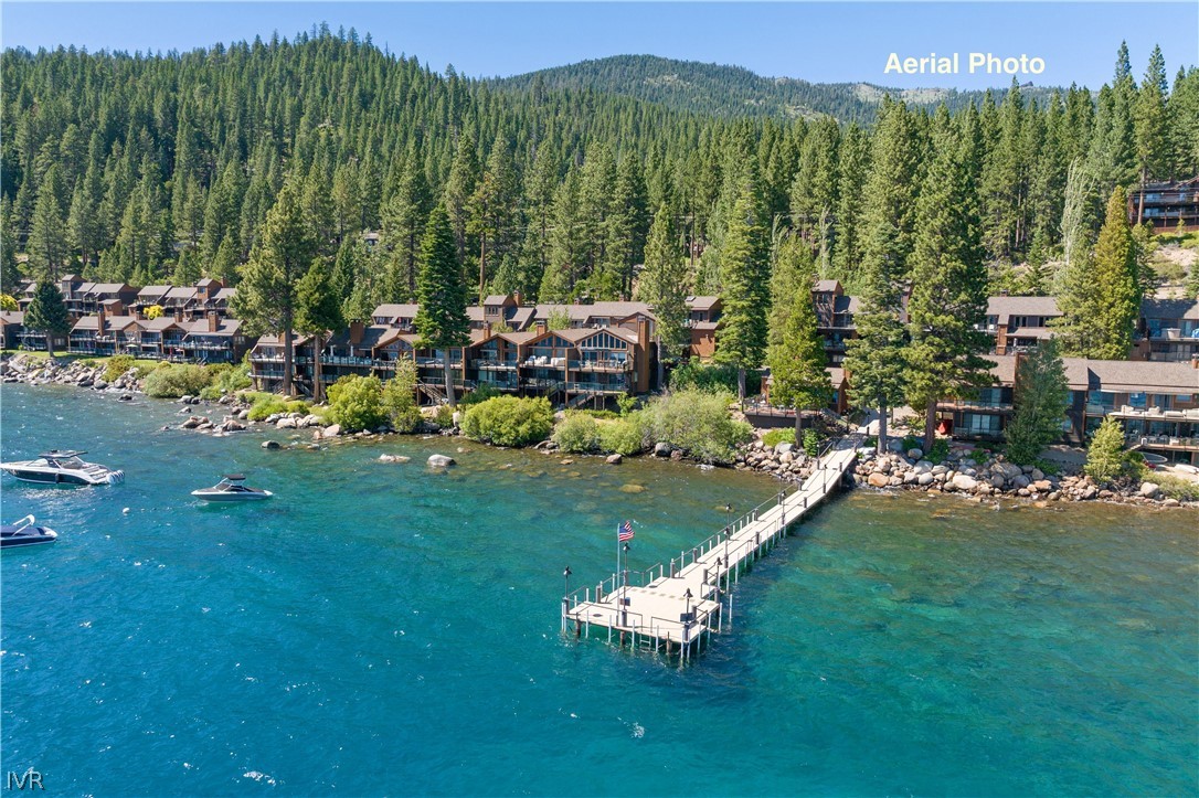 501 Lakeshore Boulevard 33
