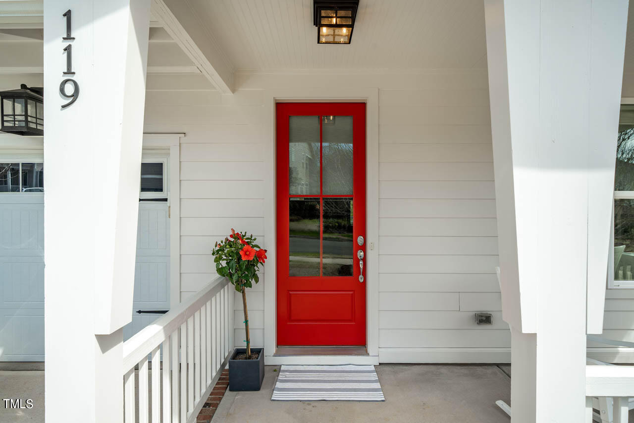 119 Larkin Lane