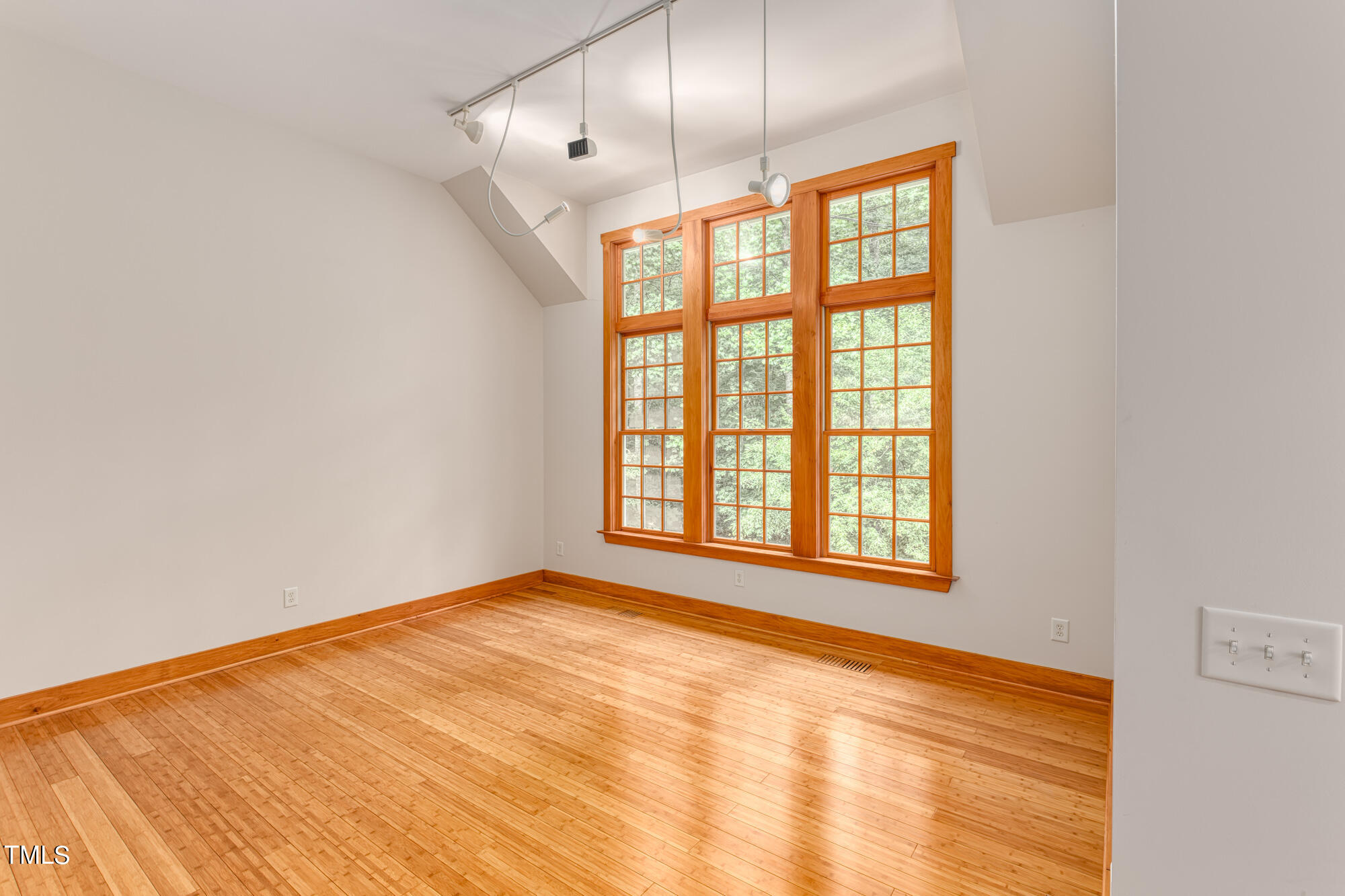 1607 Cates Hickory Hill Lane