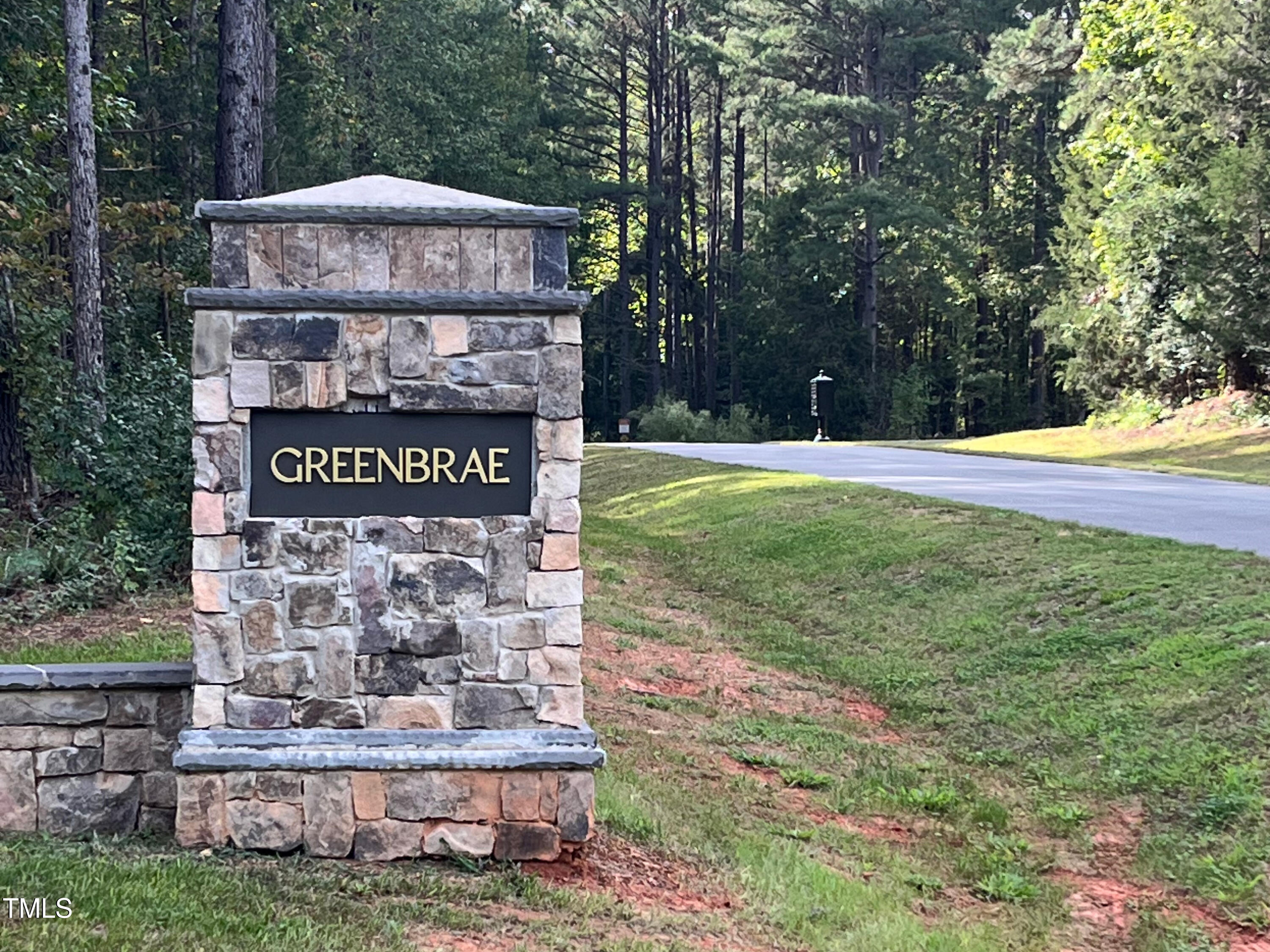 3b Millbrook Circle