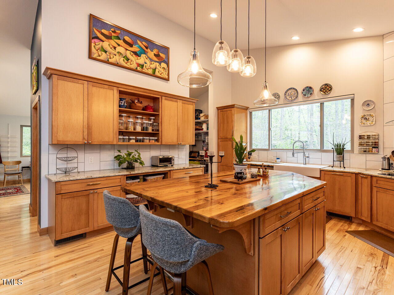 1604 Meadow Lane