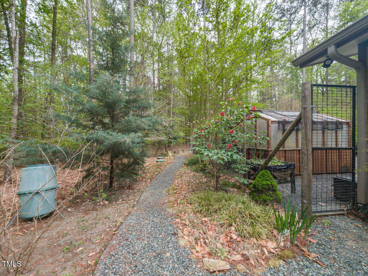 1604 Meadow Lane