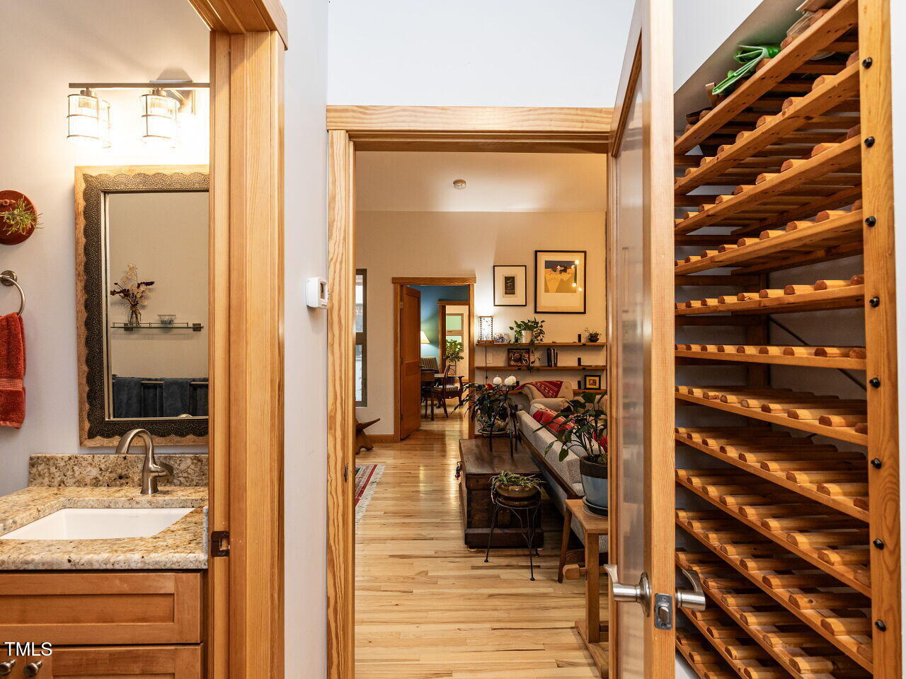 1604 Meadow Lane